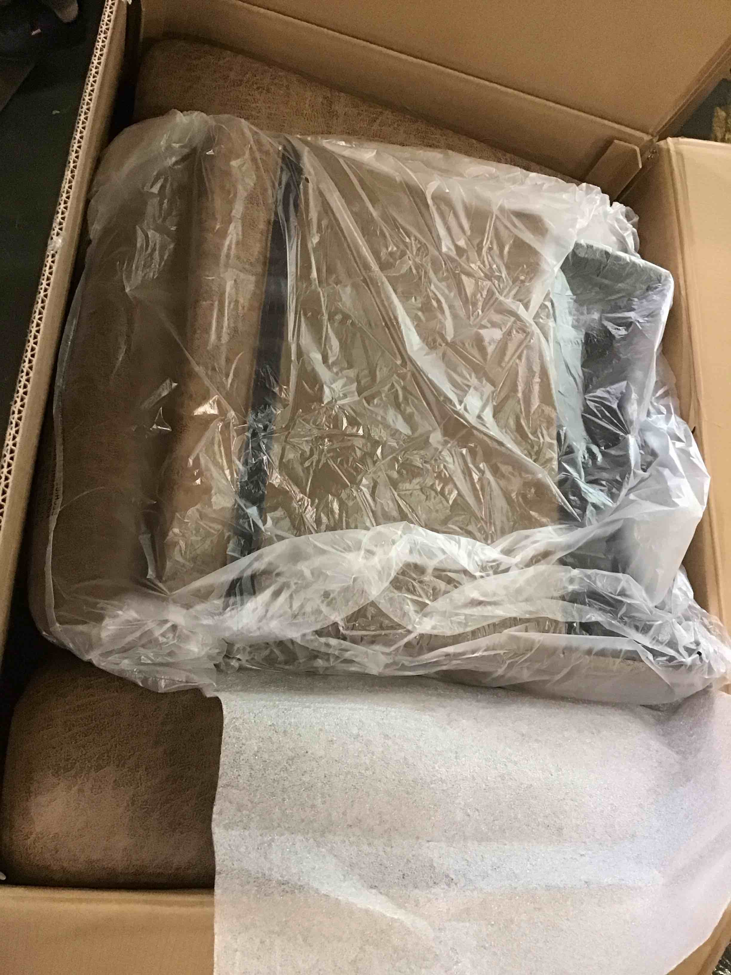 https://s3.amazonaws.com/lotting-images-prod/bidfta/TEA3533352_1748971472302.jpeg