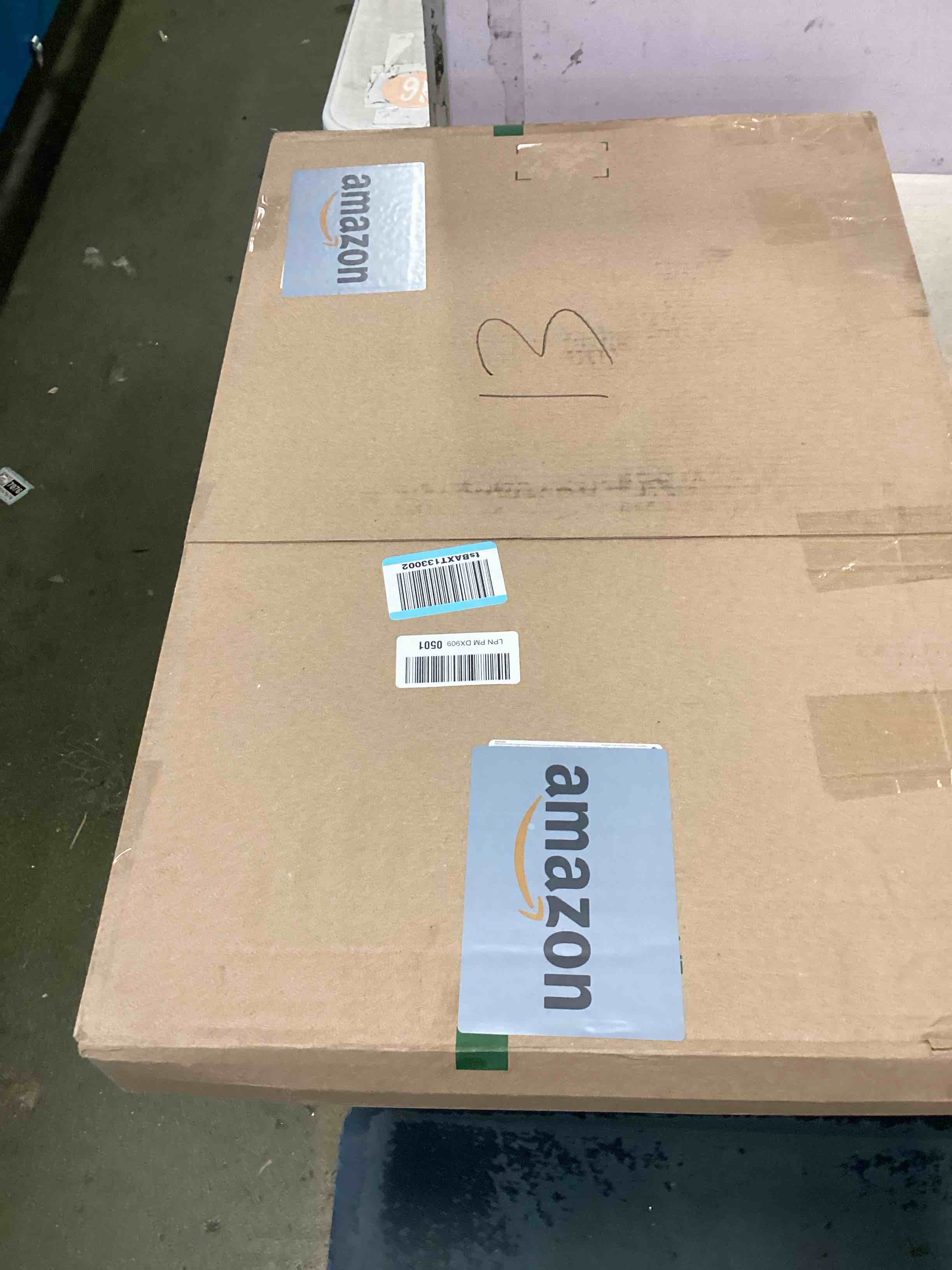 https://s3.amazonaws.com/lotting-images-prod/bidfta/TEA3533887_1749662379479.jpeg