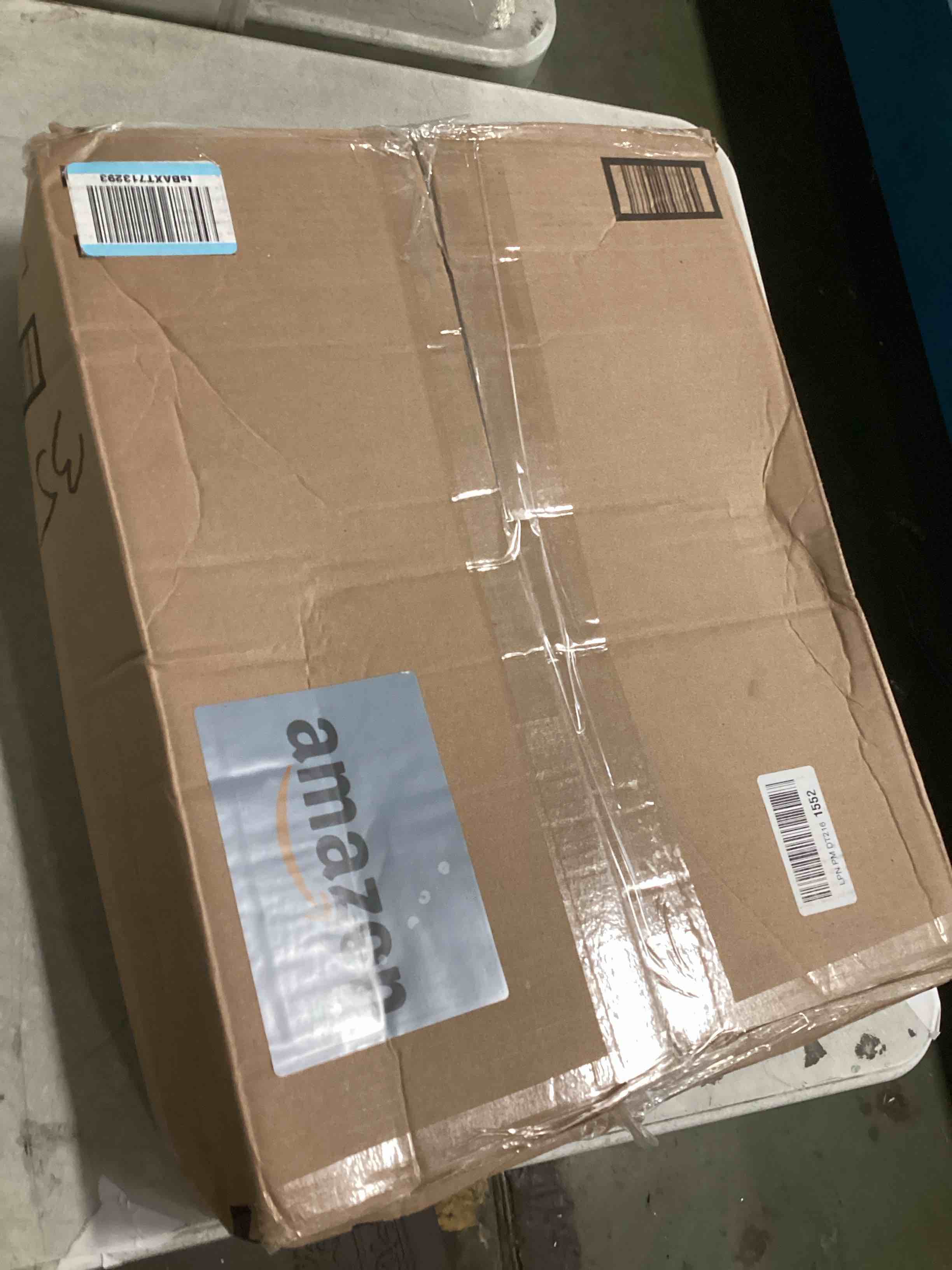 https://s3.amazonaws.com/lotting-images-prod/bidfta/TEA3535830_1748625432268.jpeg