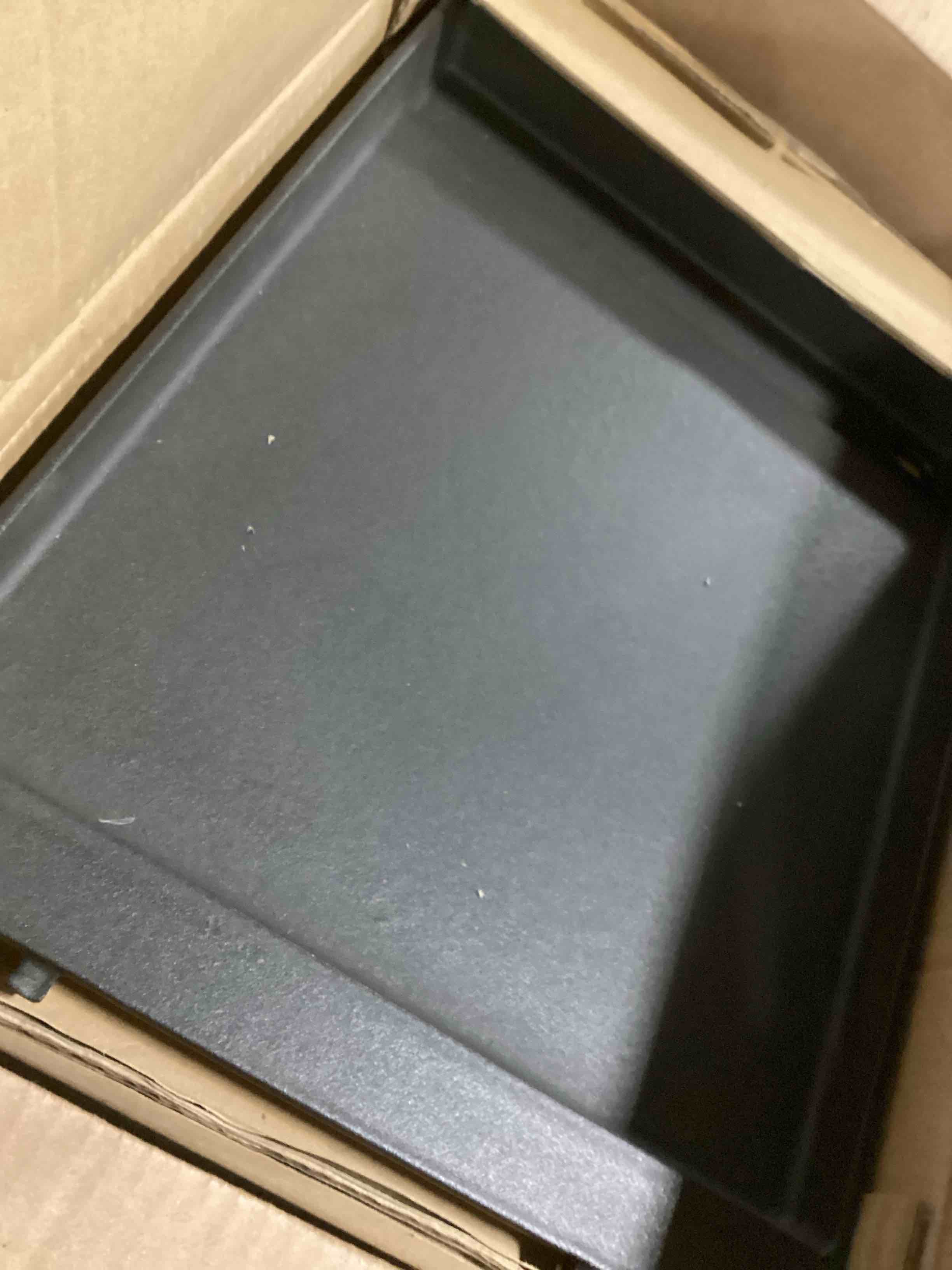 https://s3.amazonaws.com/lotting-images-prod/bidfta/TEA3535830_1748625466093.jpeg