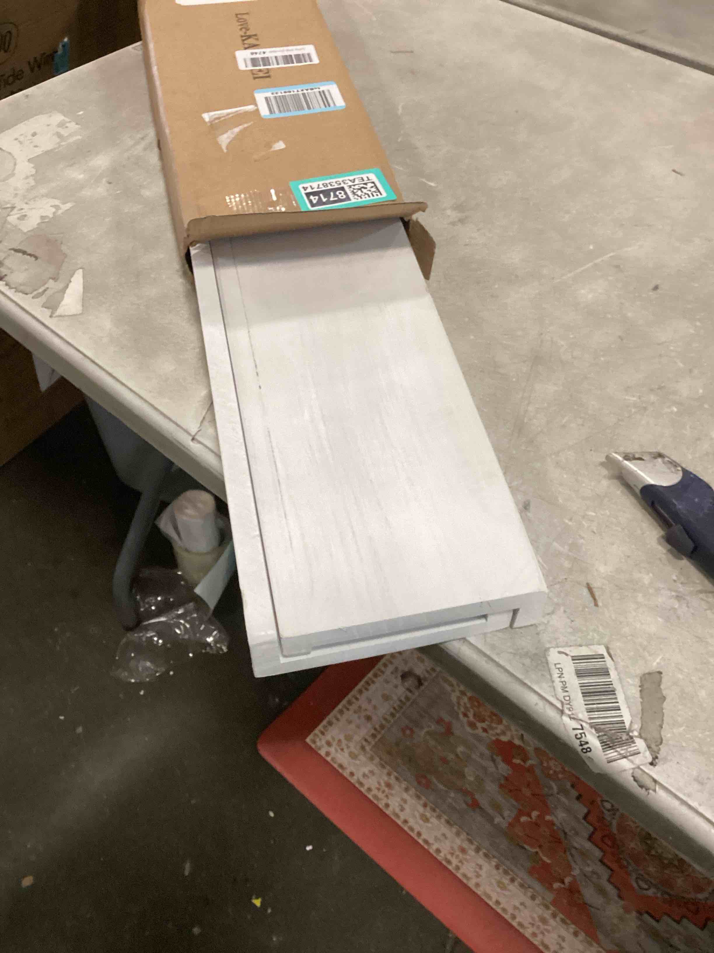 https://s3.amazonaws.com/lotting-images-prod/bidfta/TEA3538714_1749058548291.jpeg