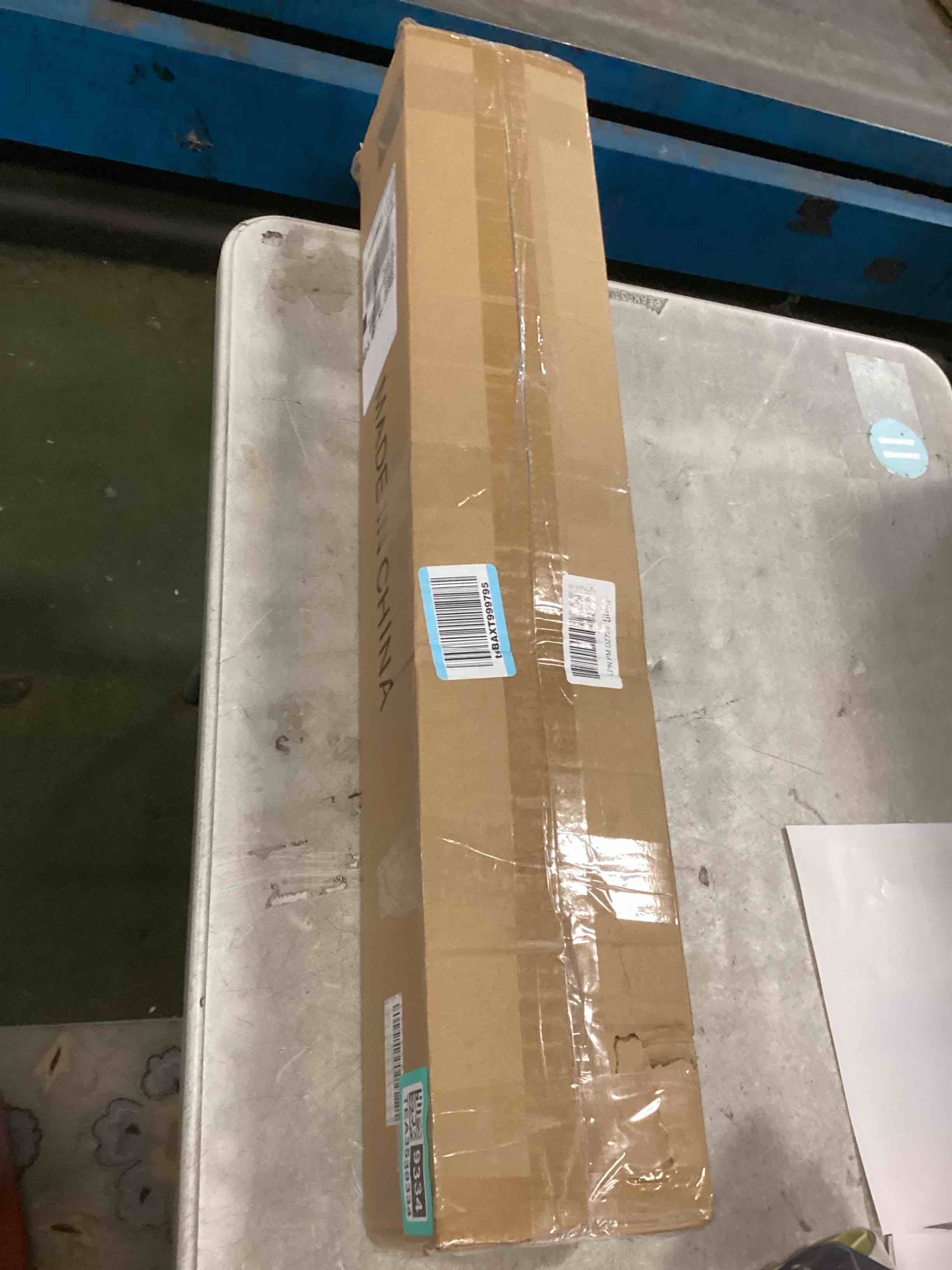 https://s3.amazonaws.com/lotting-images-prod/bidfta/TEA3539334_1749299560530.jpeg