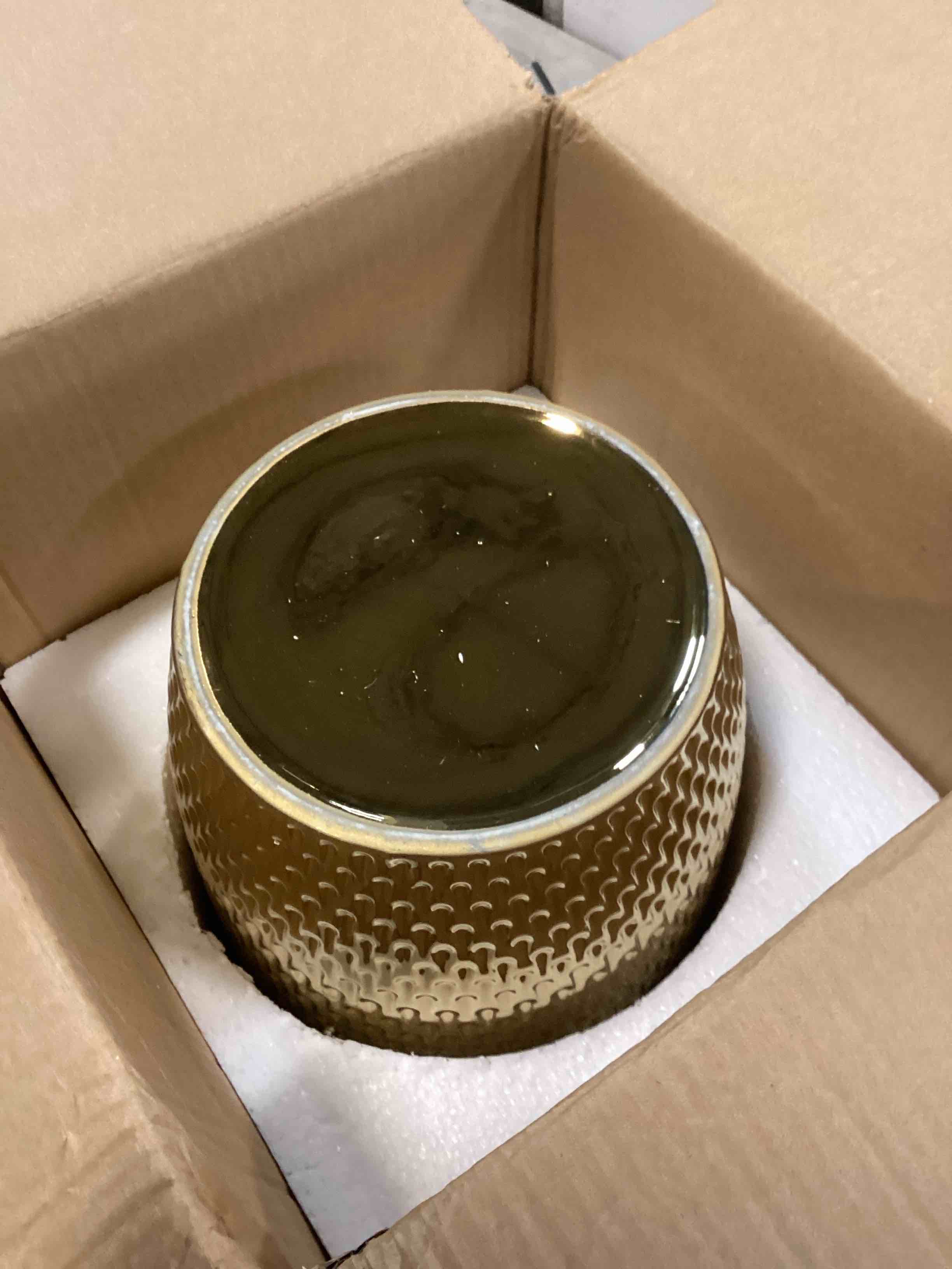 https://s3.amazonaws.com/lotting-images-prod/bidfta/TEA3540480_1749908237098.jpeg
