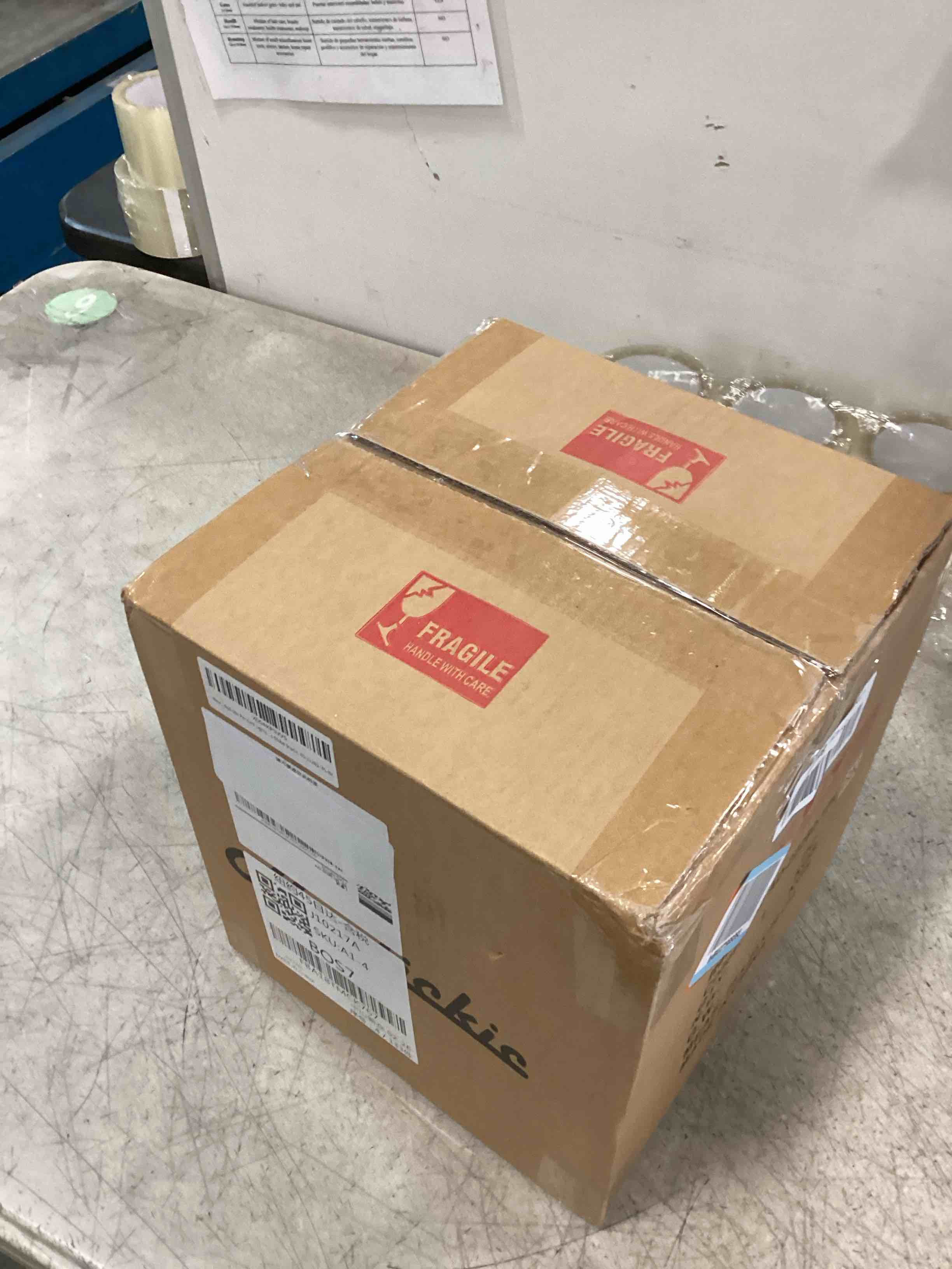 https://s3.amazonaws.com/lotting-images-prod/bidfta/TEA3540503_1749911048745.jpeg
