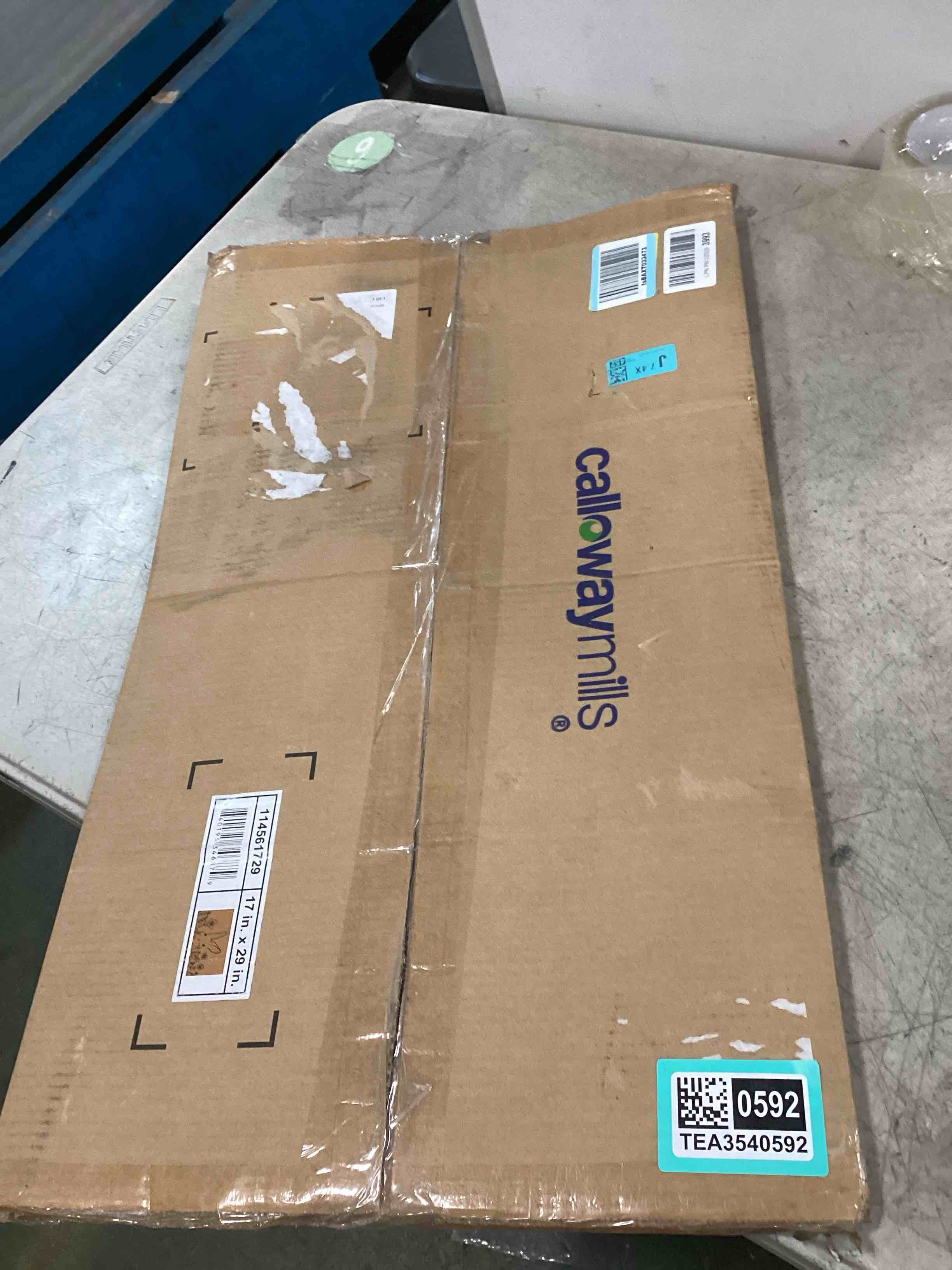 https://s3.amazonaws.com/lotting-images-prod/bidfta/TEA3540592_1749926931476.jpeg