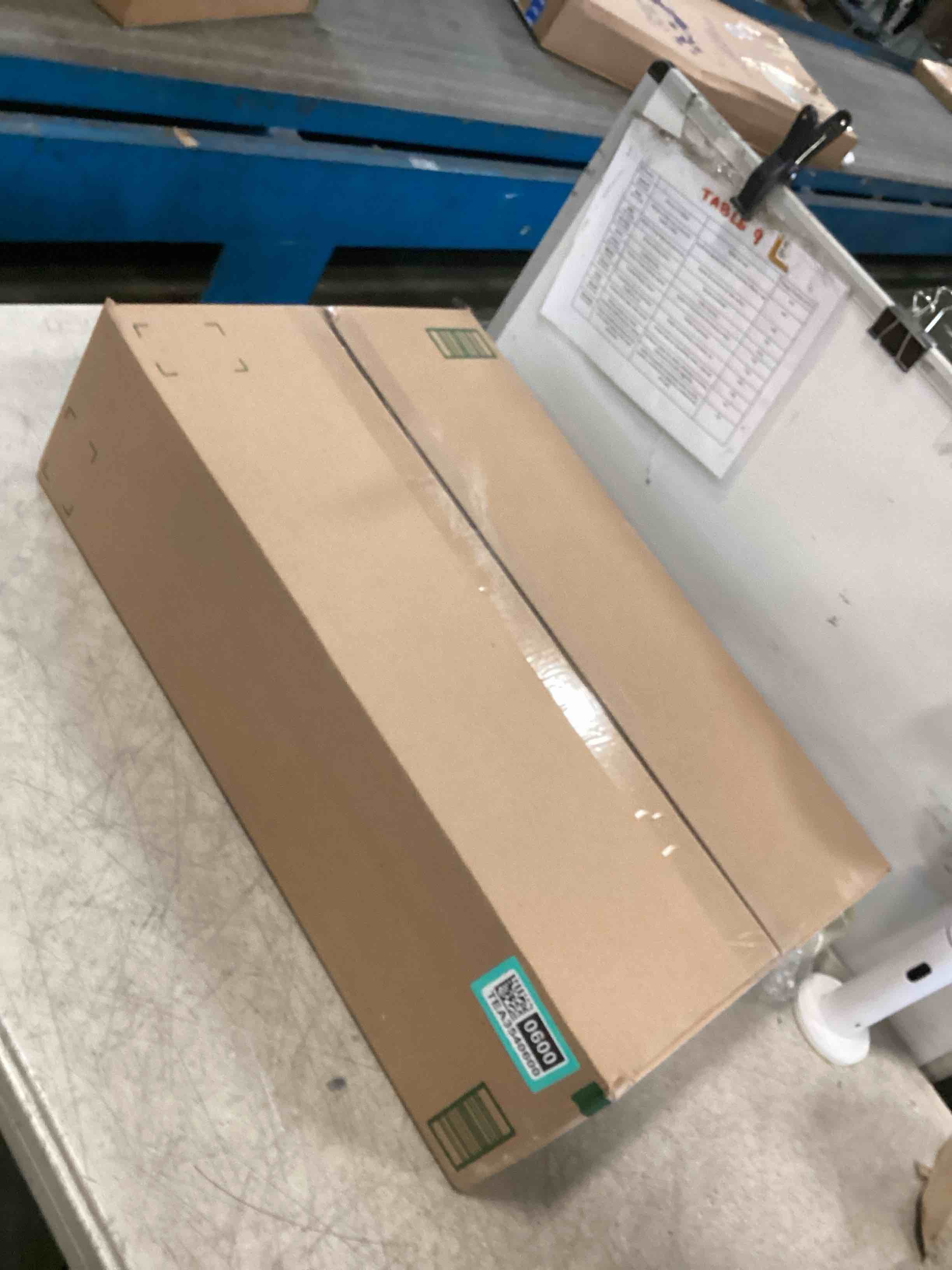 https://s3.amazonaws.com/lotting-images-prod/bidfta/TEA3540600_1749927903732.jpeg