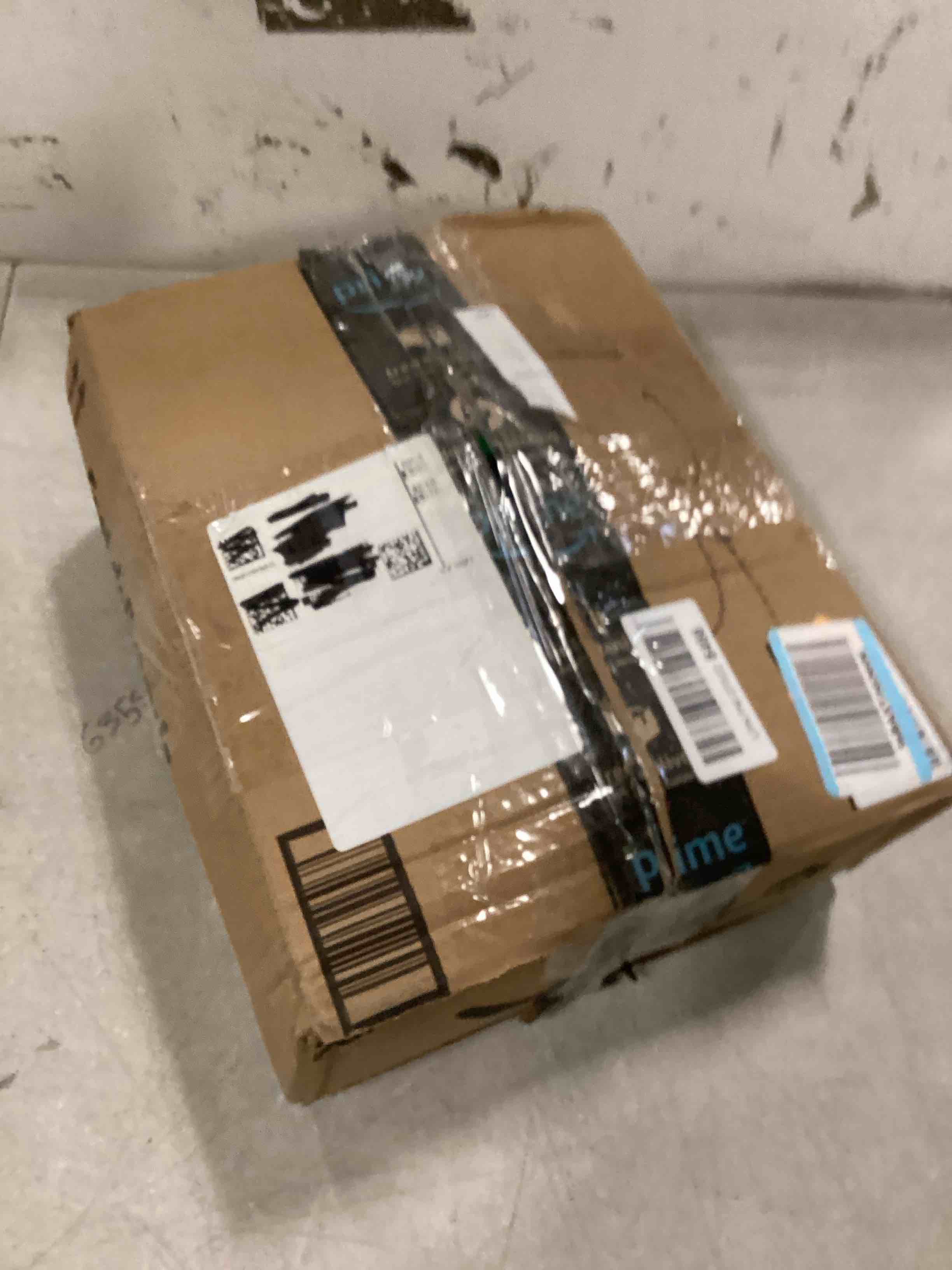 https://s3.amazonaws.com/lotting-images-prod/bidfta/TEA3541657_1748350944934.jpeg