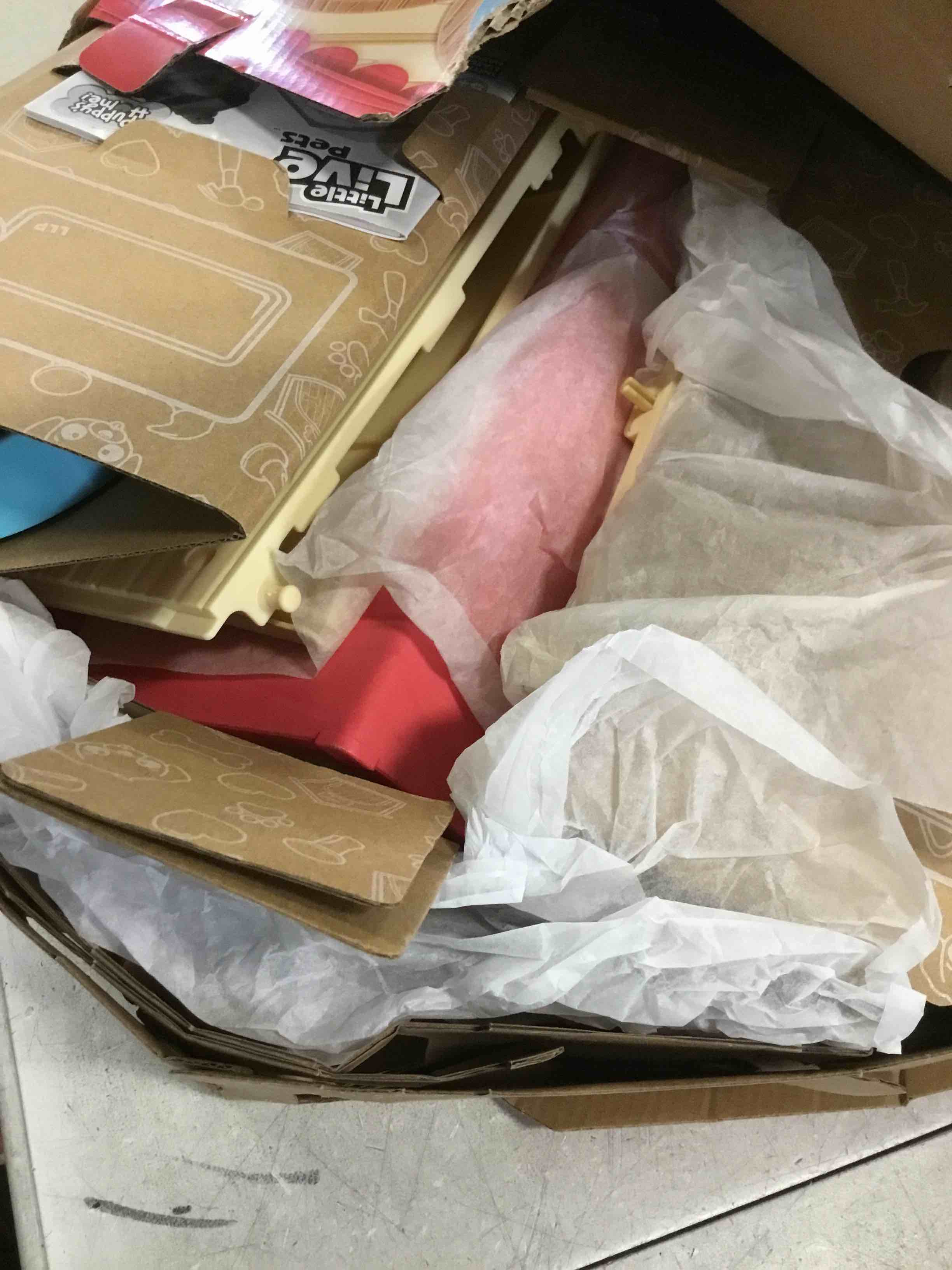 https://s3.amazonaws.com/lotting-images-prod/bidfta/TEA3542407_1749223485167.jpeg