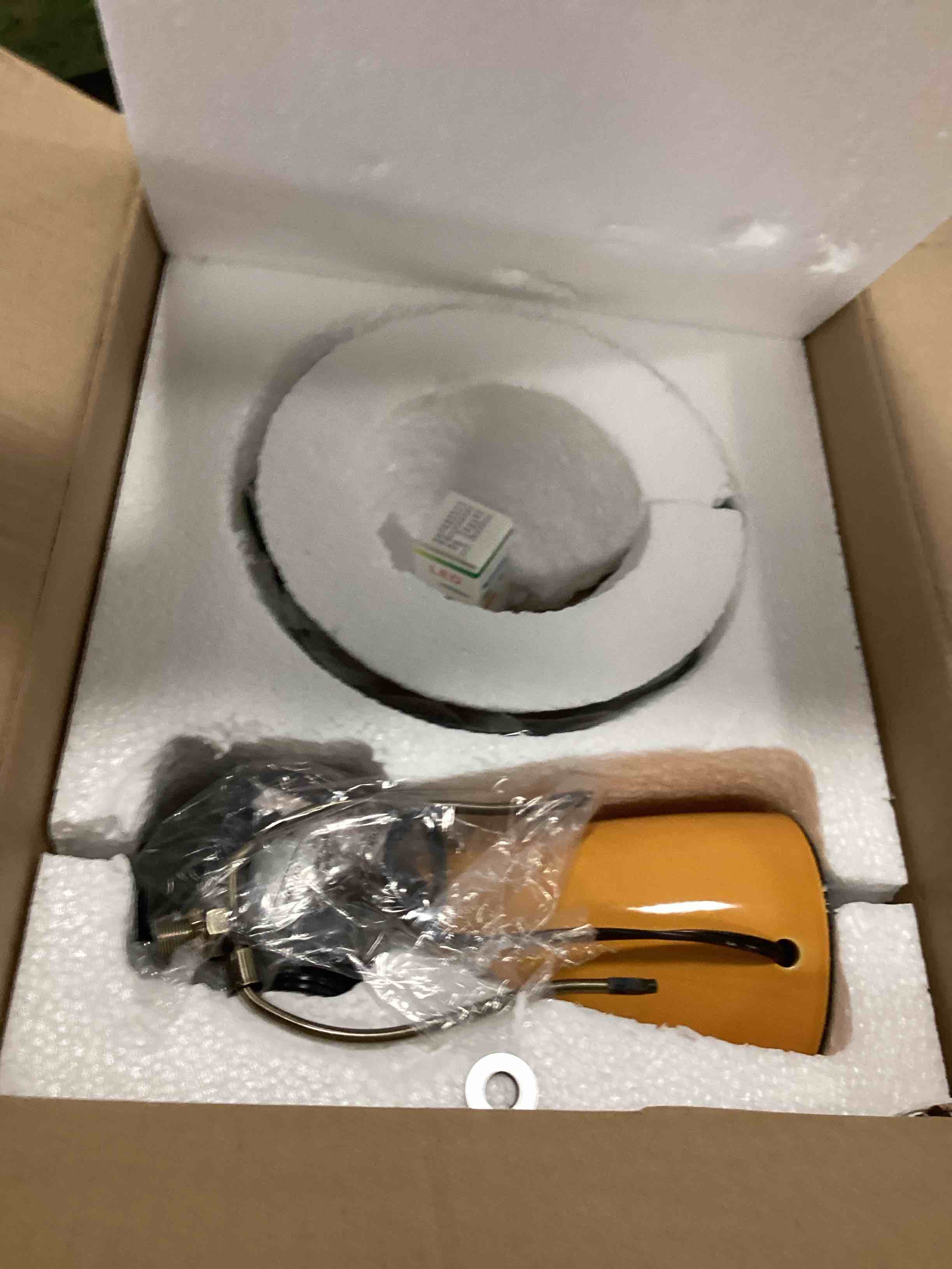 https://s3.amazonaws.com/lotting-images-prod/bidfta/TEA3544019_1749817570403.jpeg