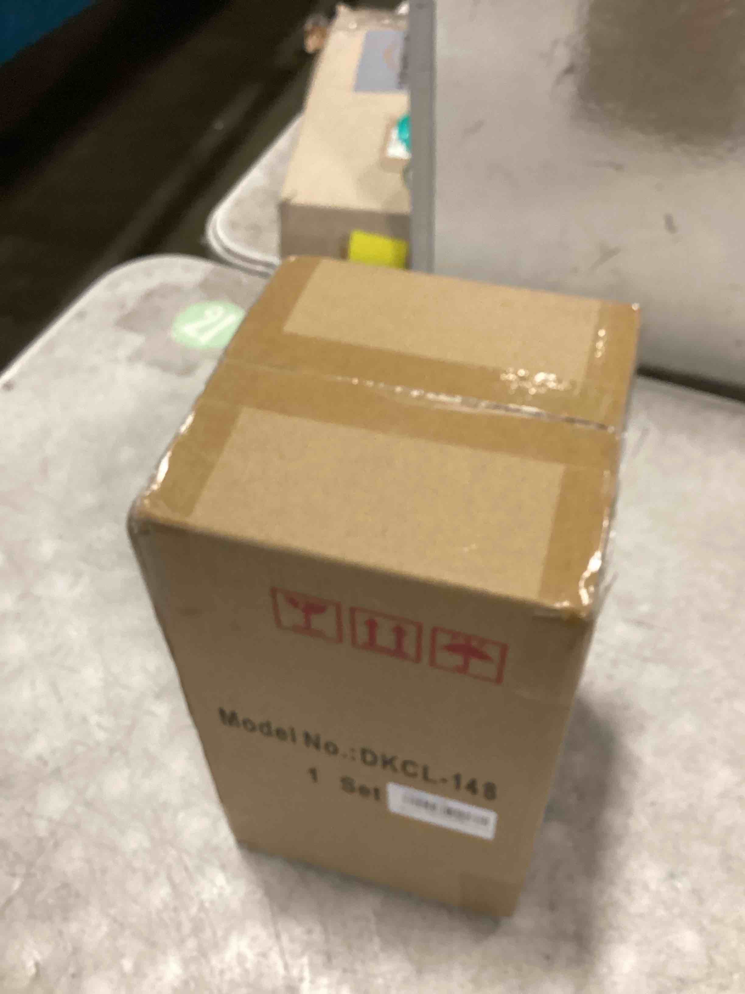 https://s3.amazonaws.com/lotting-images-prod/bidfta/TEA3544399_1749909420804.jpeg