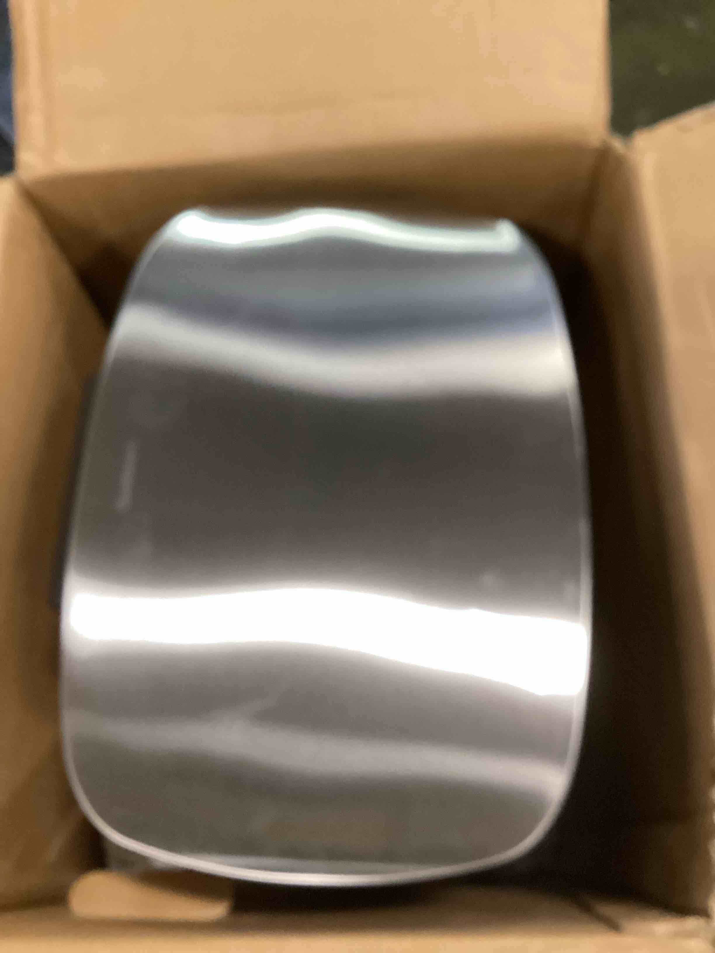 https://s3.amazonaws.com/lotting-images-prod/bidfta/TEA3544439_1749912405196.jpeg