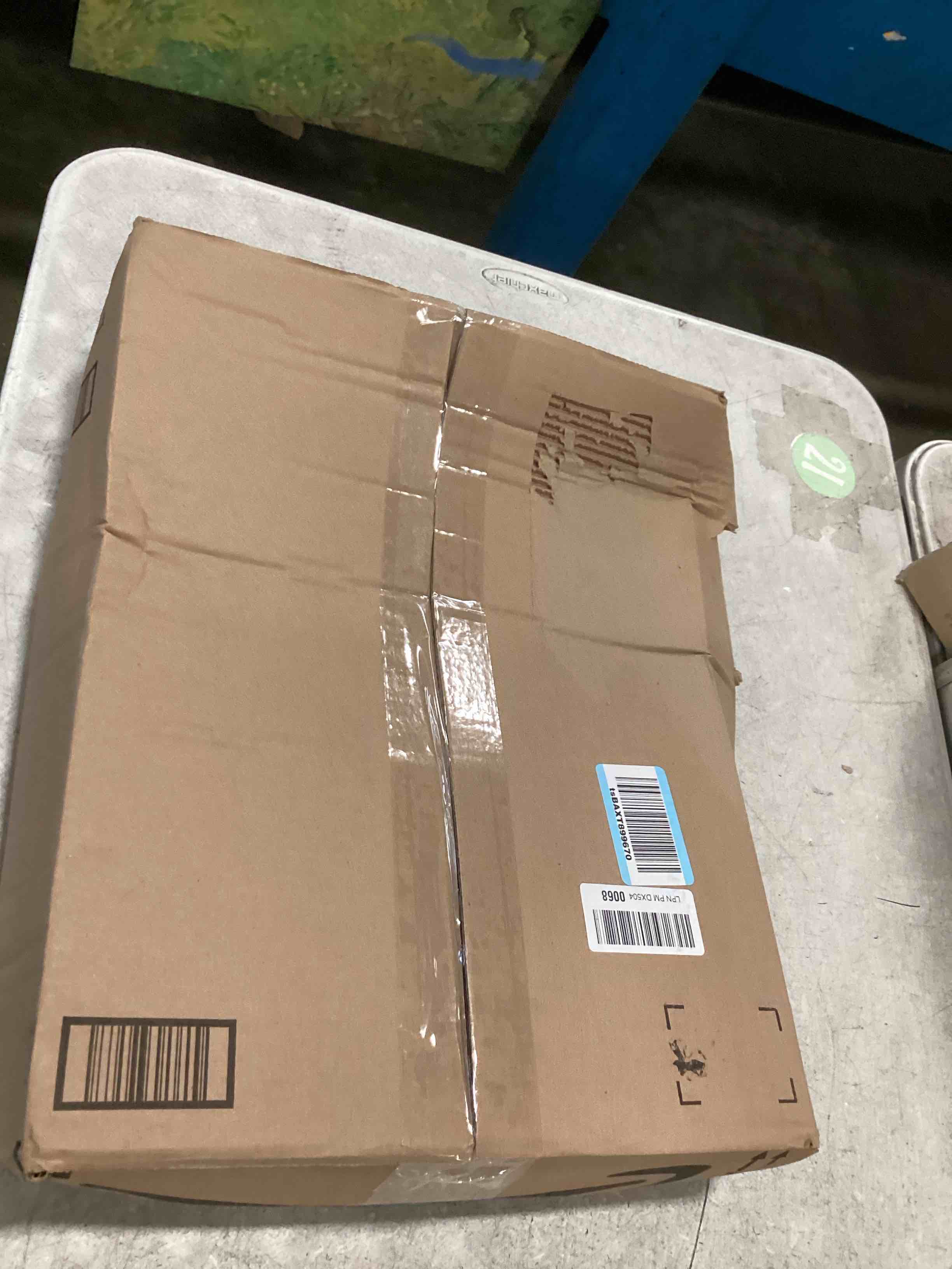 https://s3.amazonaws.com/lotting-images-prod/bidfta/TEA3544442_1749912673478.jpeg