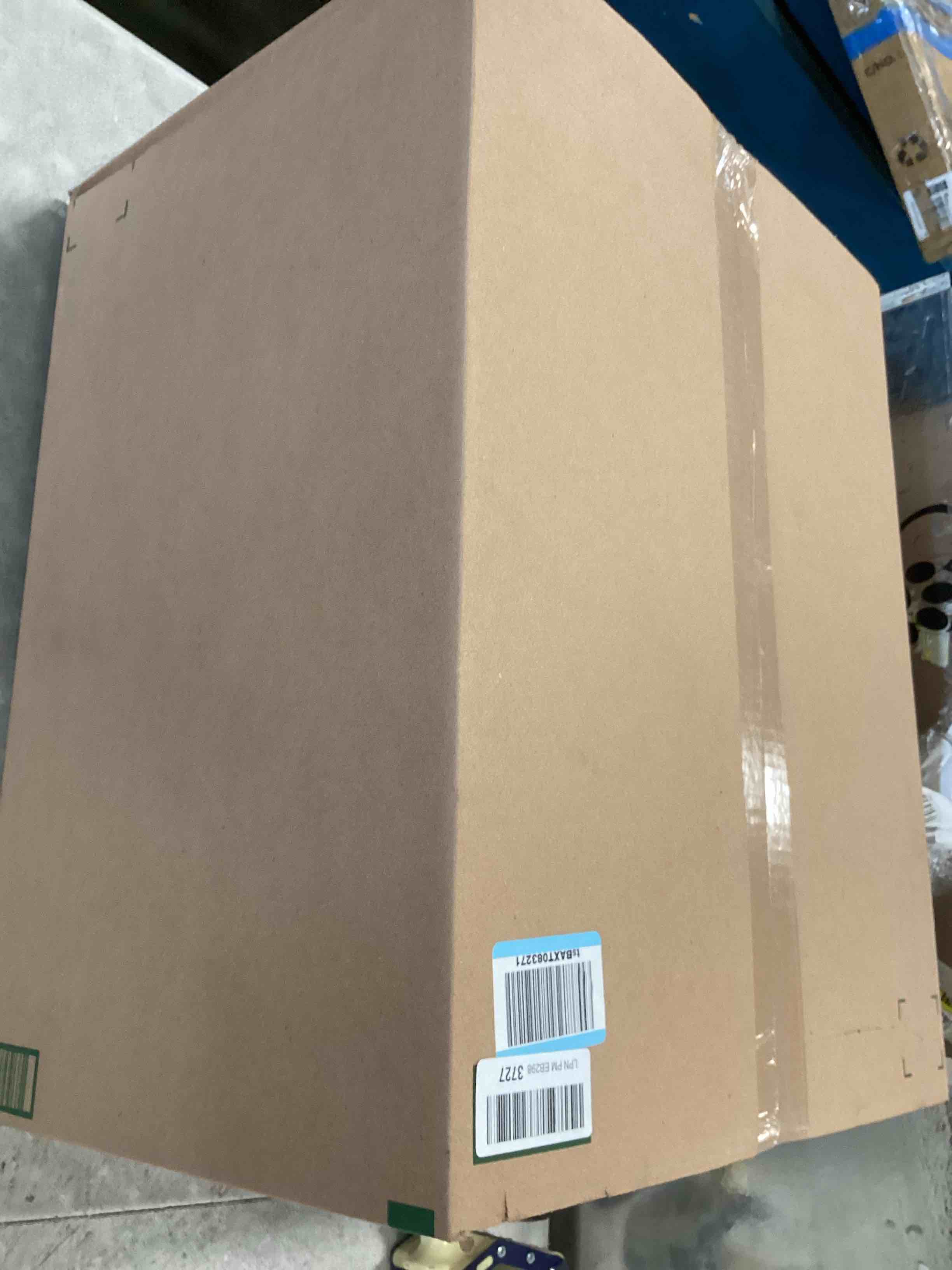 https://s3.amazonaws.com/lotting-images-prod/bidfta/TEA3544603_1750078645216.jpeg