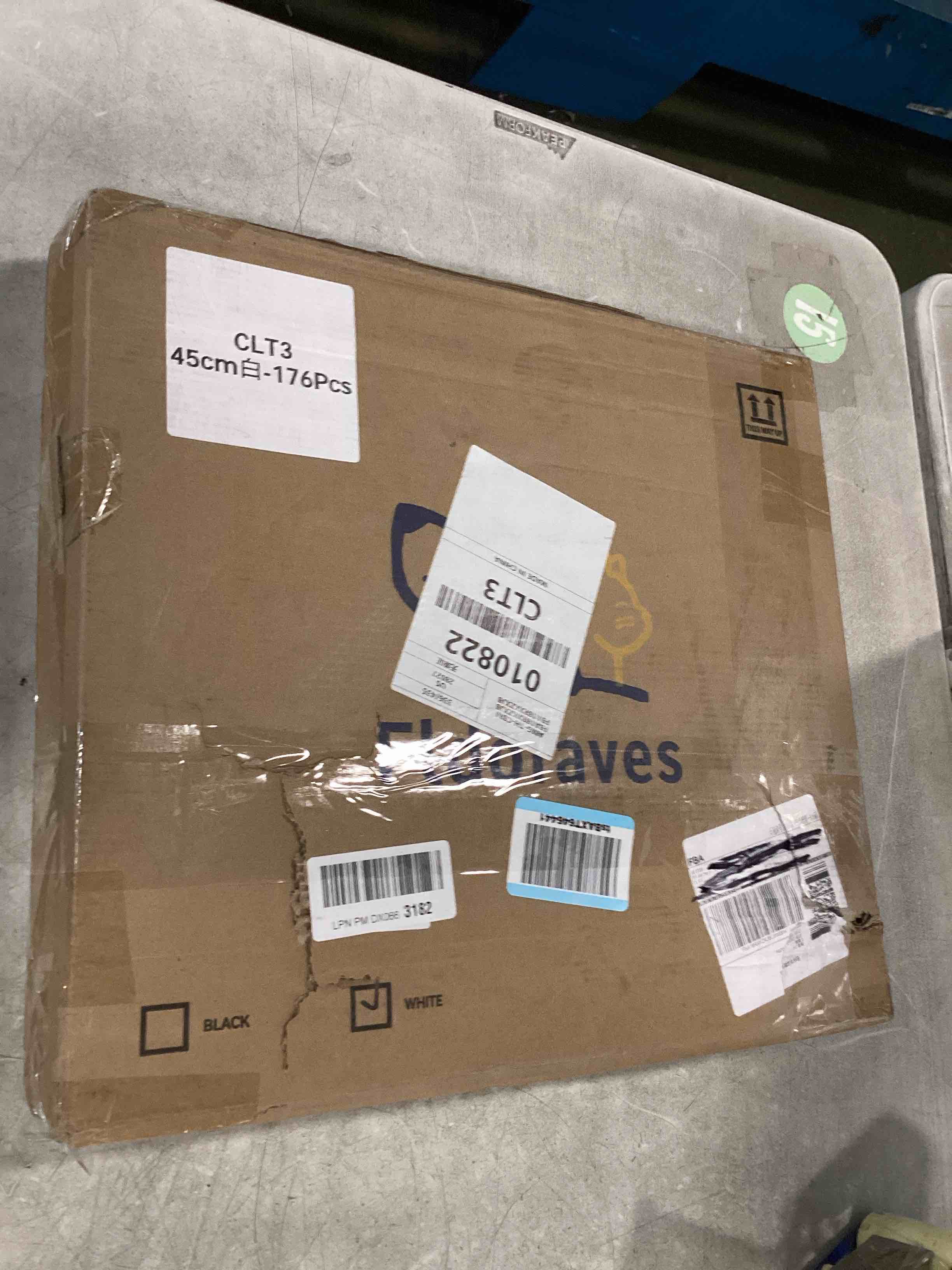 https://s3.amazonaws.com/lotting-images-prod/bidfta/TEA3544815_1750165902109.jpeg