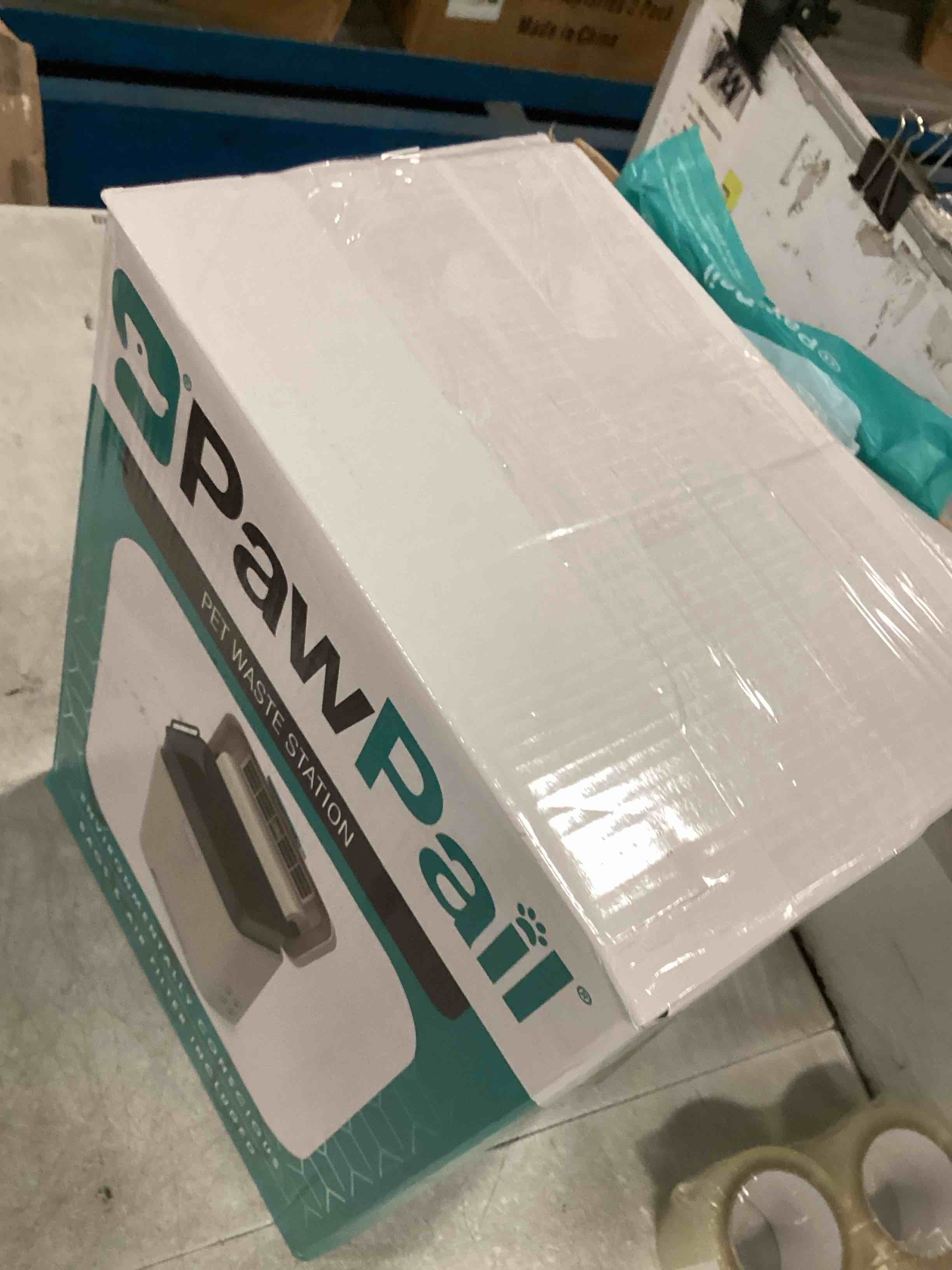 https://s3.amazonaws.com/lotting-images-prod/bidfta/TEA3545101_1750250075222.jpeg