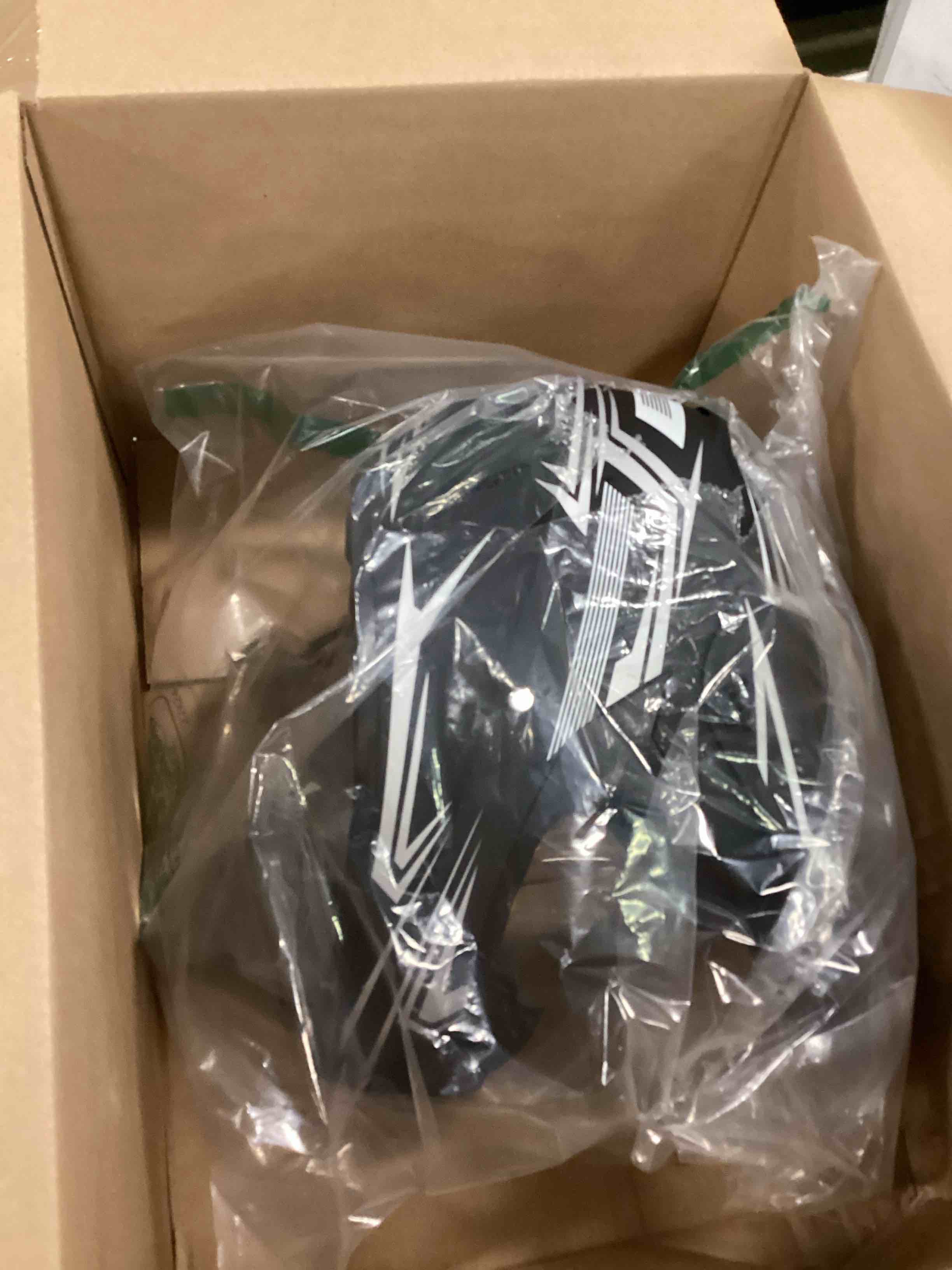 https://s3.amazonaws.com/lotting-images-prod/bidfta/TEA3545105_1750250283901.jpeg