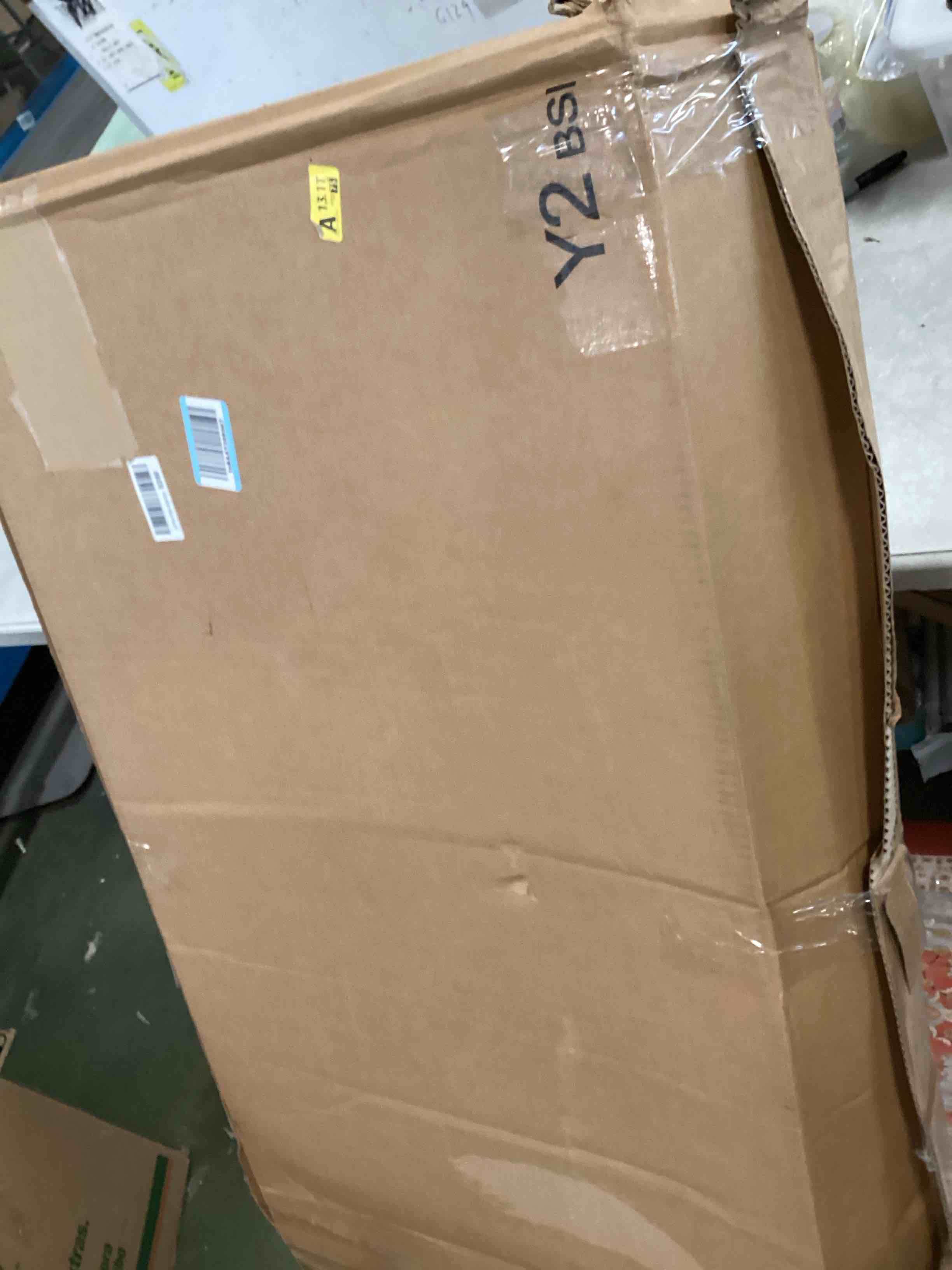 https://s3.amazonaws.com/lotting-images-prod/bidfta/TEA3545219_1750260701470.jpeg