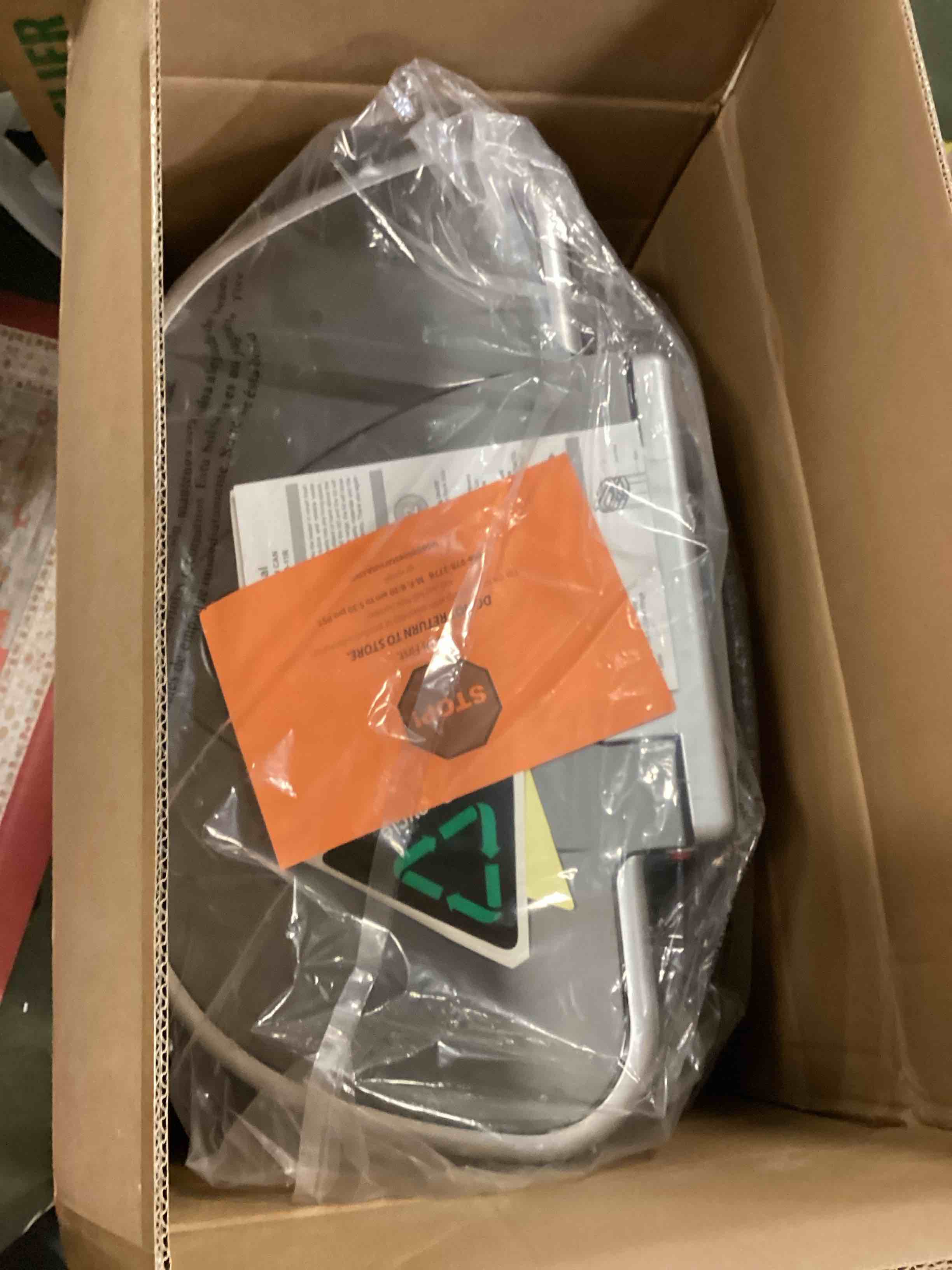 https://s3.amazonaws.com/lotting-images-prod/bidfta/TEA3545224_1750261363090.jpeg