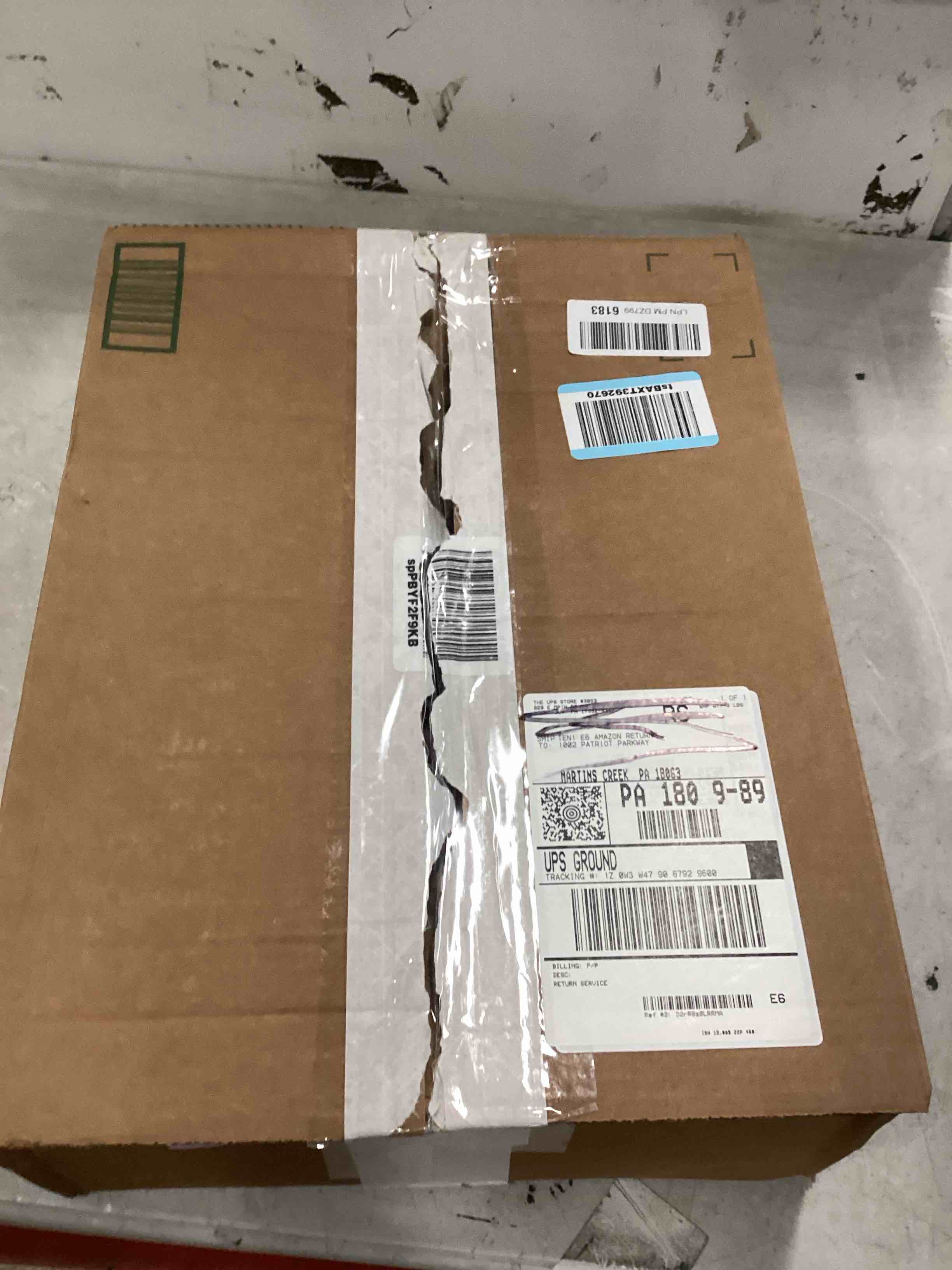 https://s3.amazonaws.com/lotting-images-prod/bidfta/TEA3545364_1750337006417.jpeg