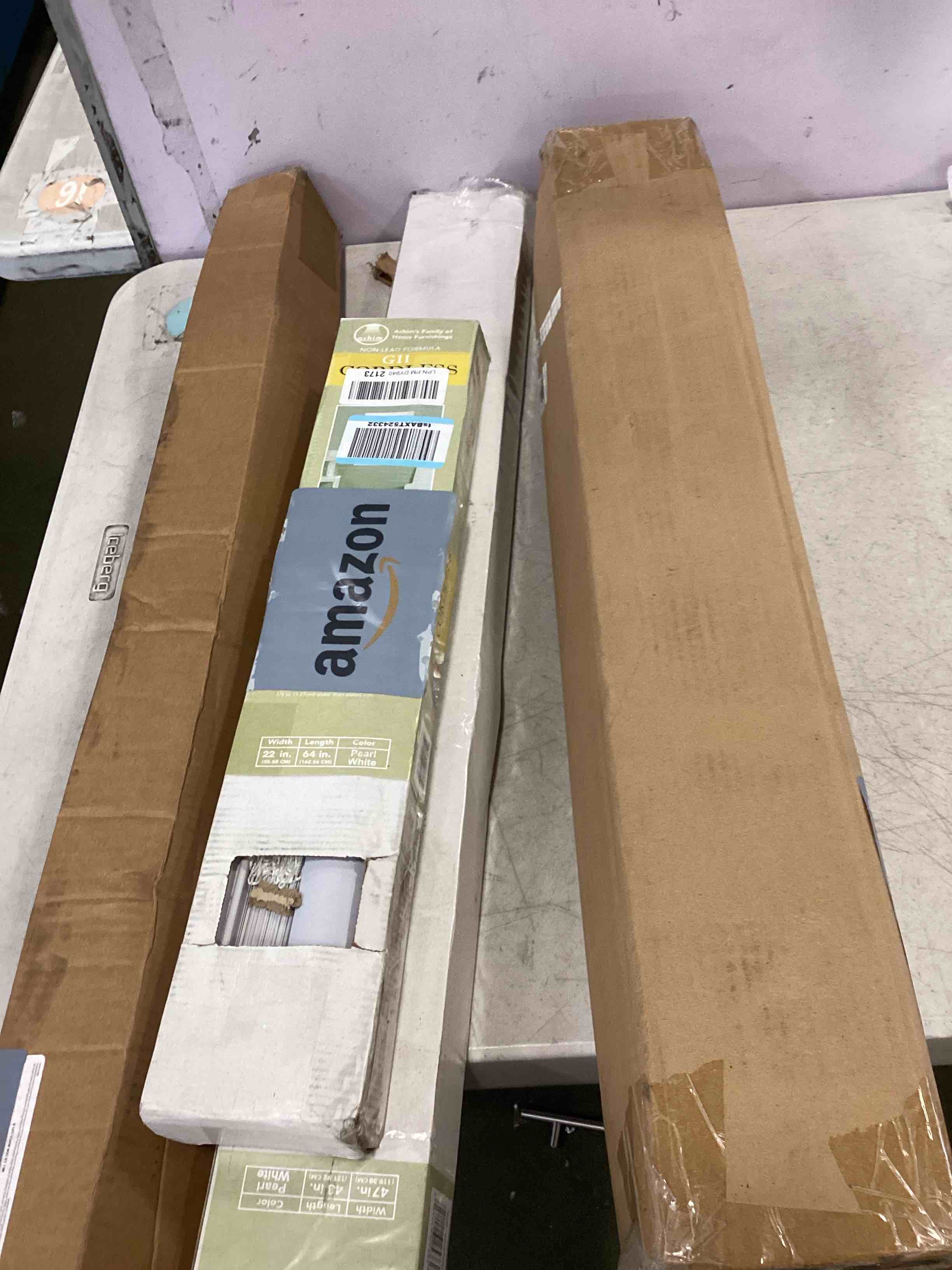 https://s3.amazonaws.com/lotting-images-prod/bidfta/TEA3545765_1750441341554.jpeg