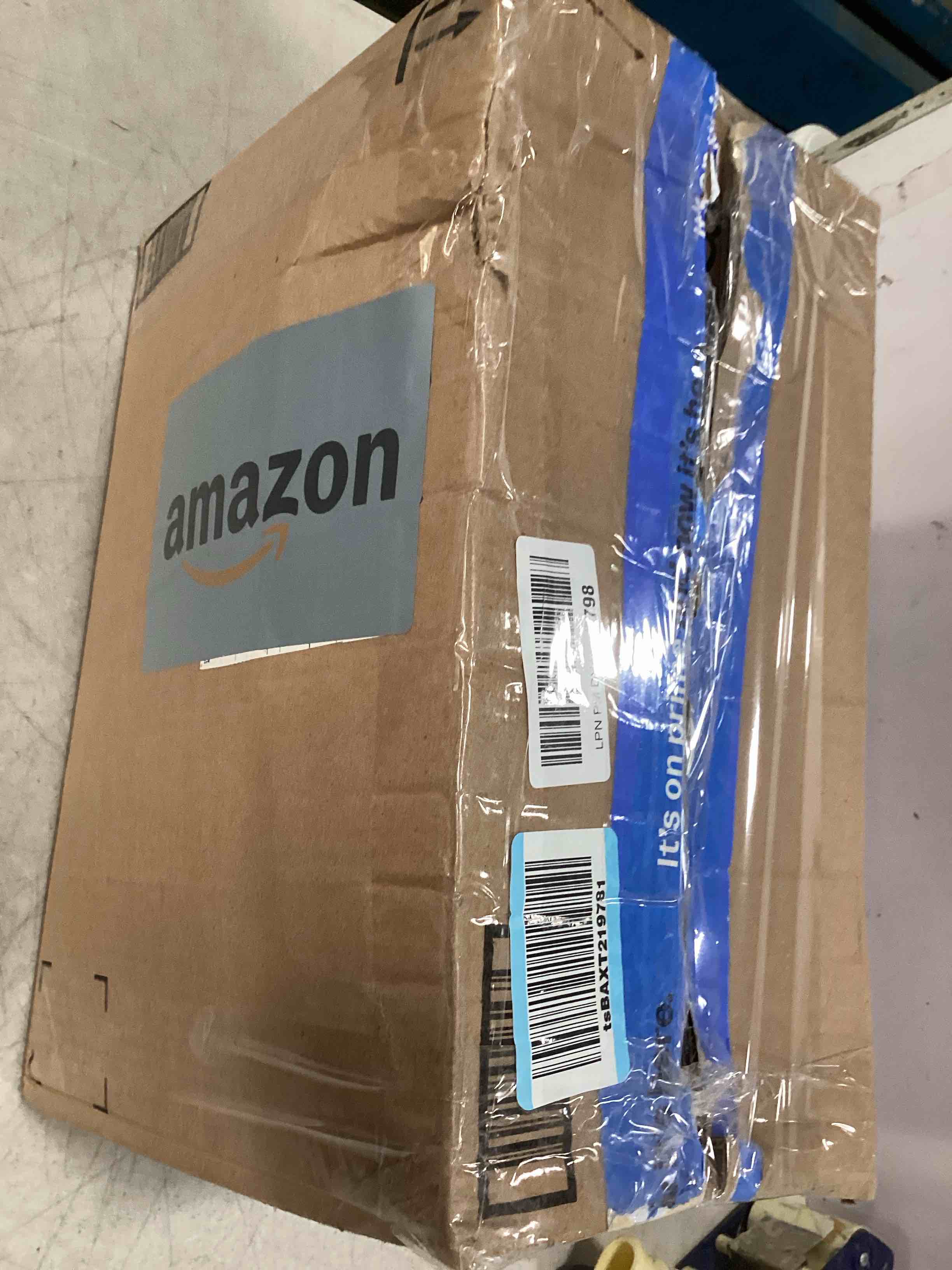 https://s3.amazonaws.com/lotting-images-prod/bidfta/TEA3545825_1750503869336.jpeg