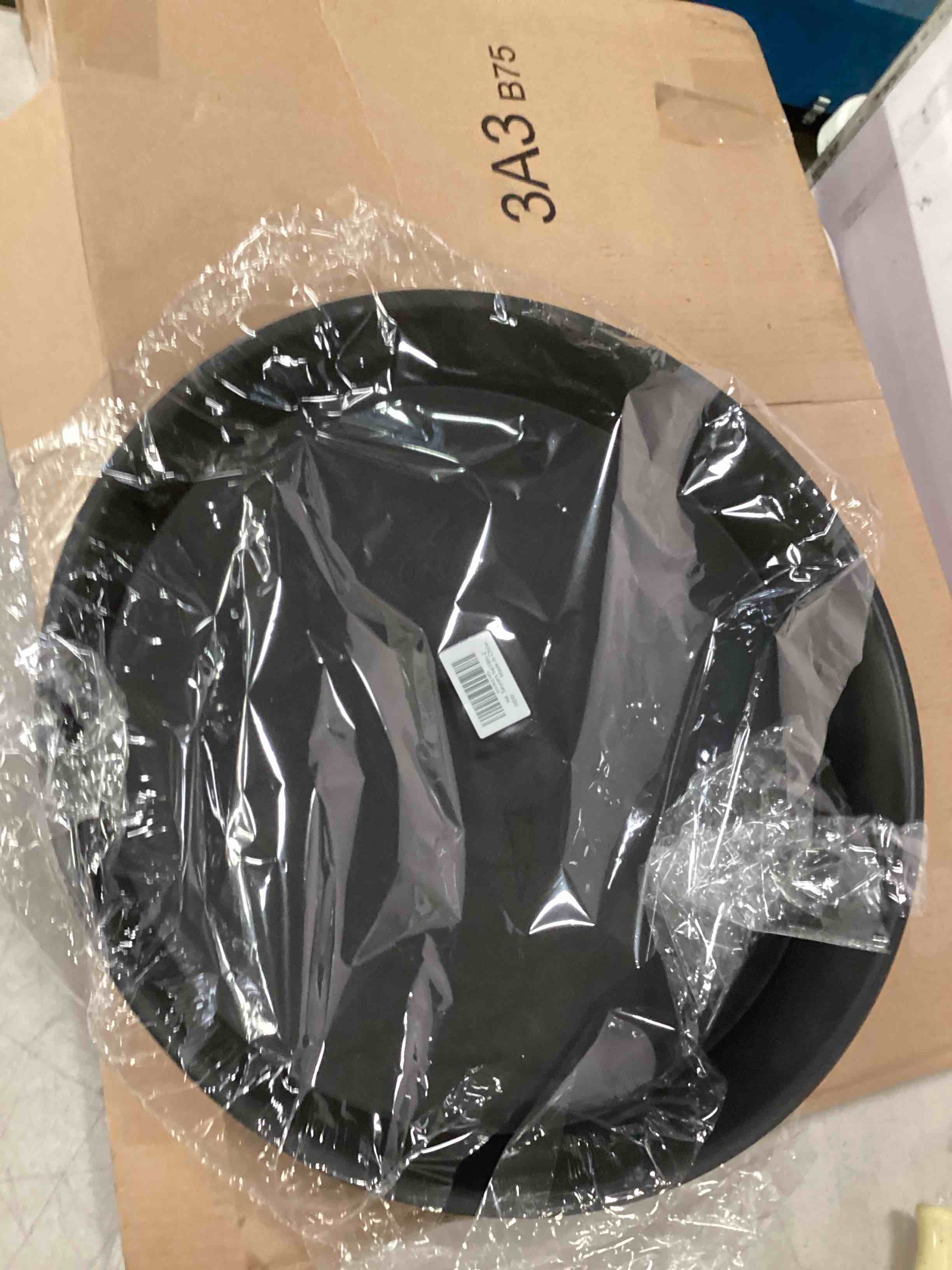 https://s3.amazonaws.com/lotting-images-prod/bidfta/TEA3545829_1750504188605.jpeg
