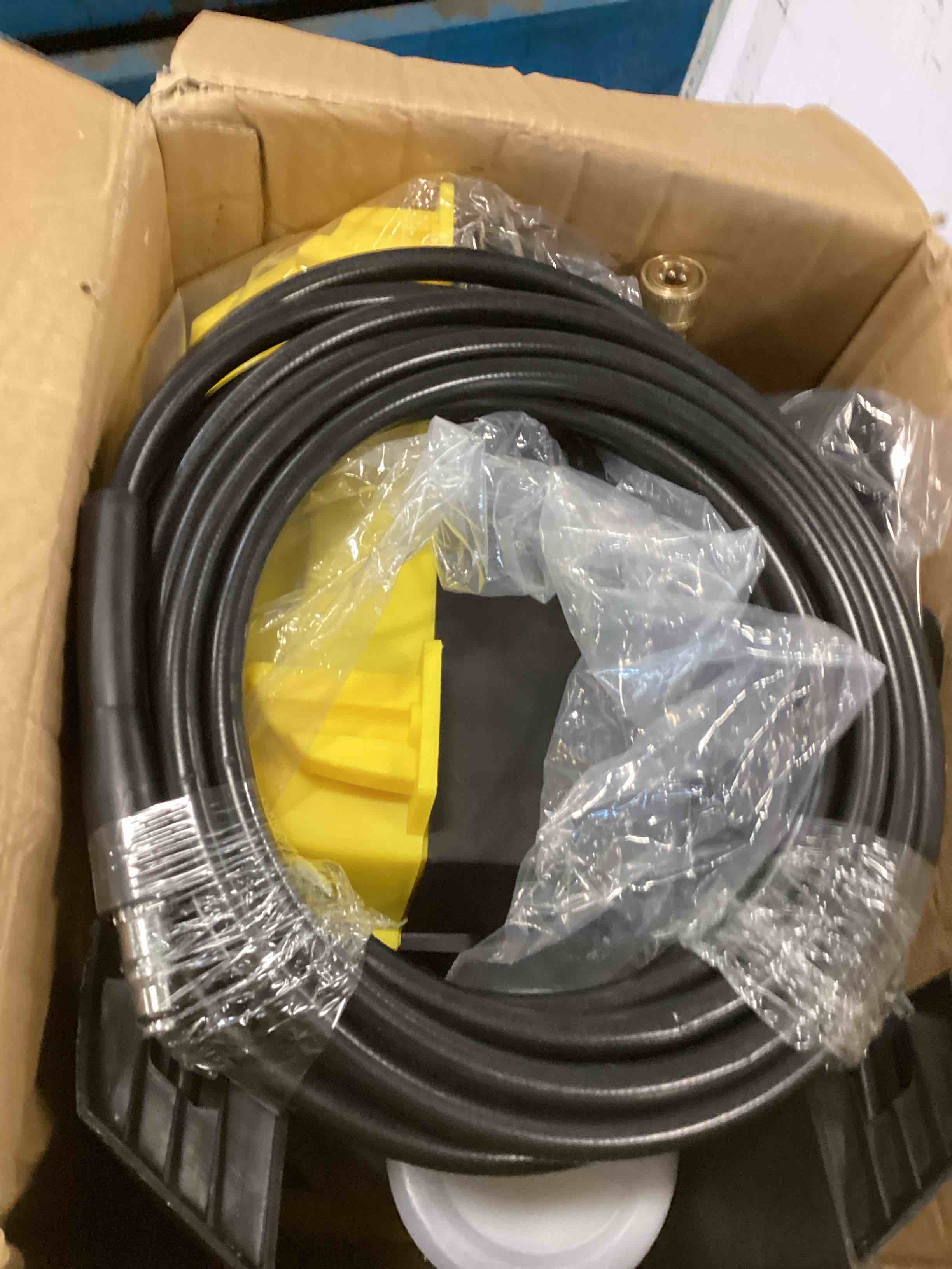 https://s3.amazonaws.com/lotting-images-prod/bidfta/TEA3545870_1750506989255.jpeg