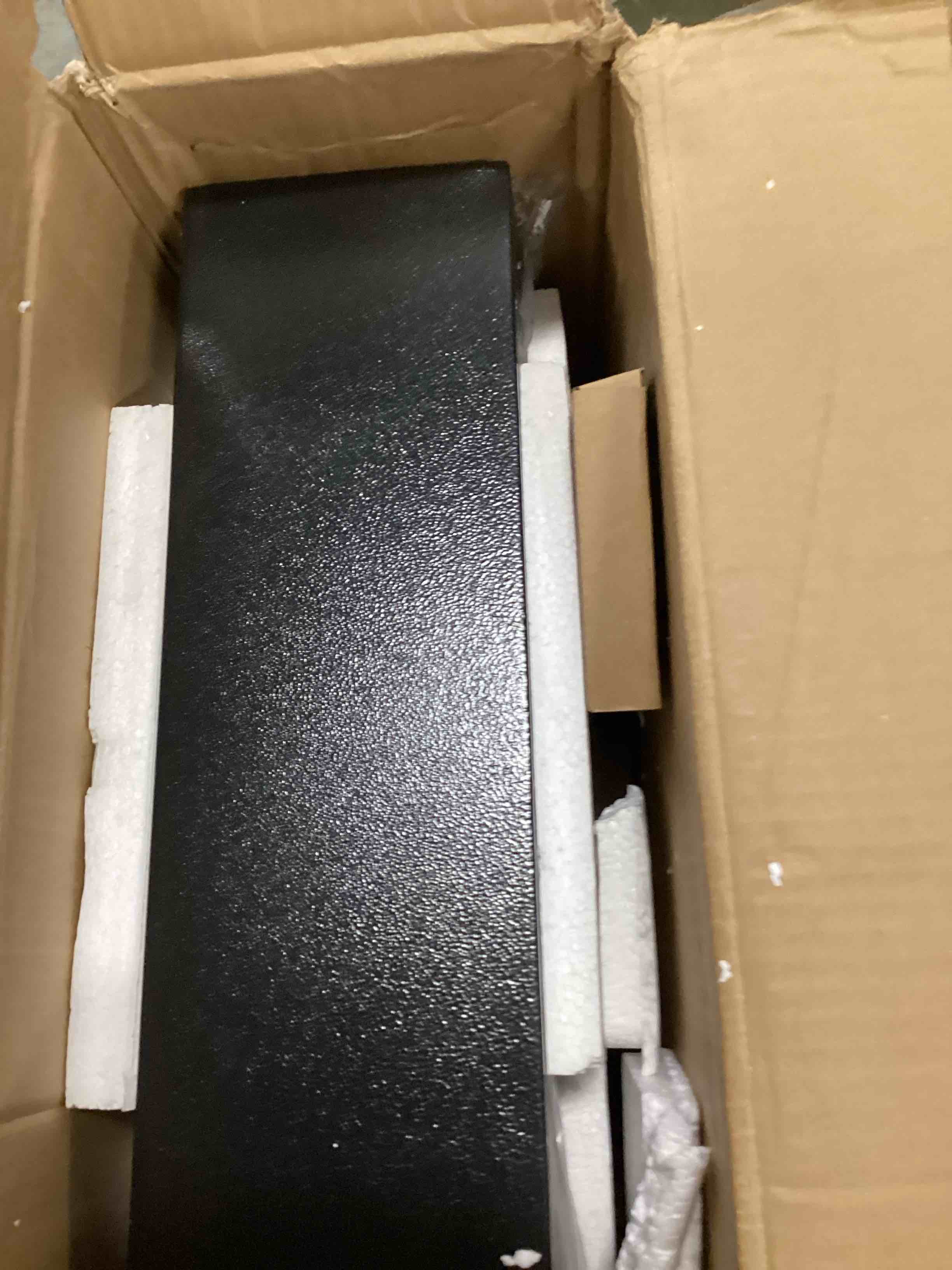 https://s3.amazonaws.com/lotting-images-prod/bidfta/TEA3545890_1750508375655.jpeg
