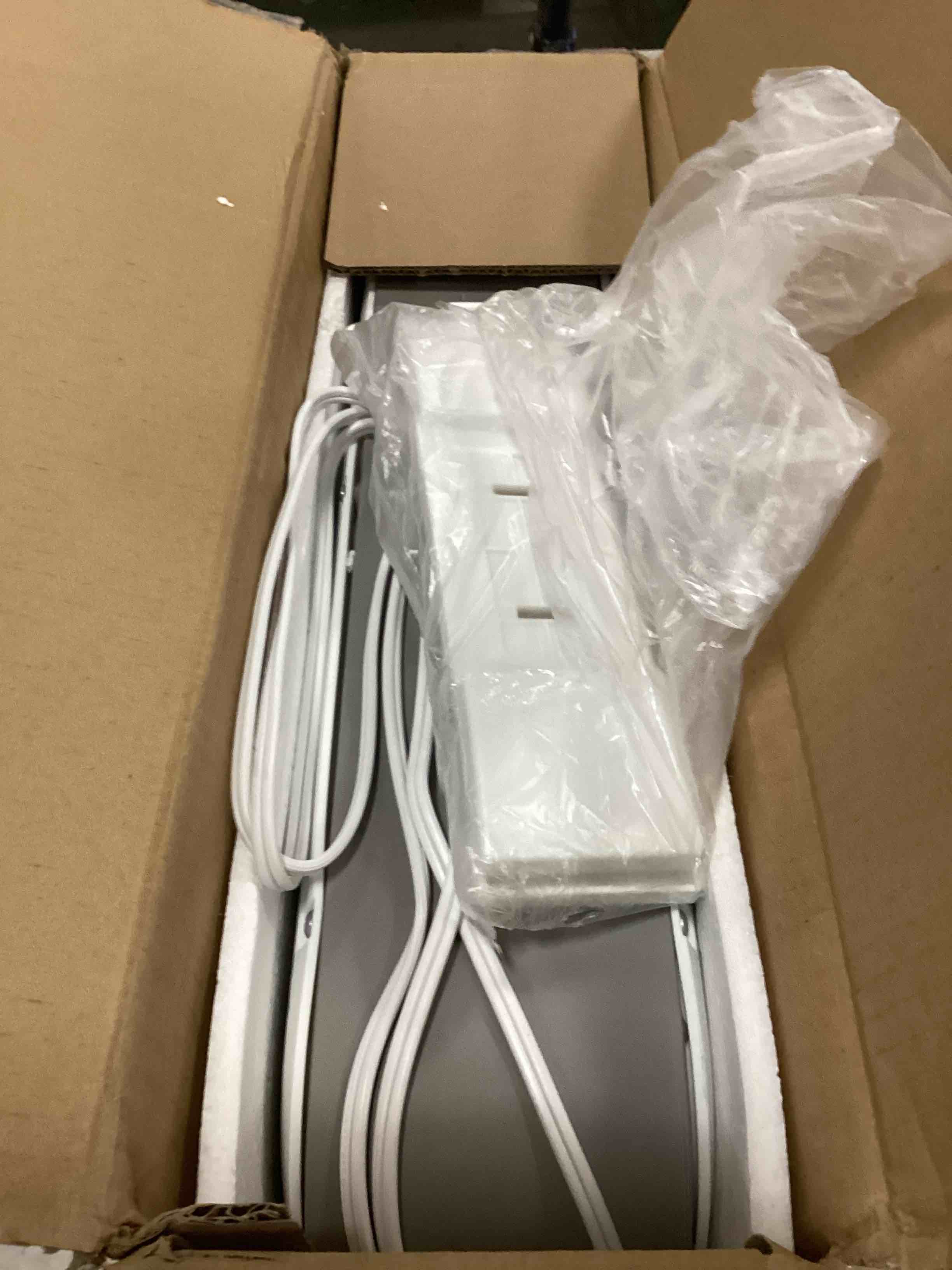 https://s3.amazonaws.com/lotting-images-prod/bidfta/TEA3545903_1750509283989.jpeg