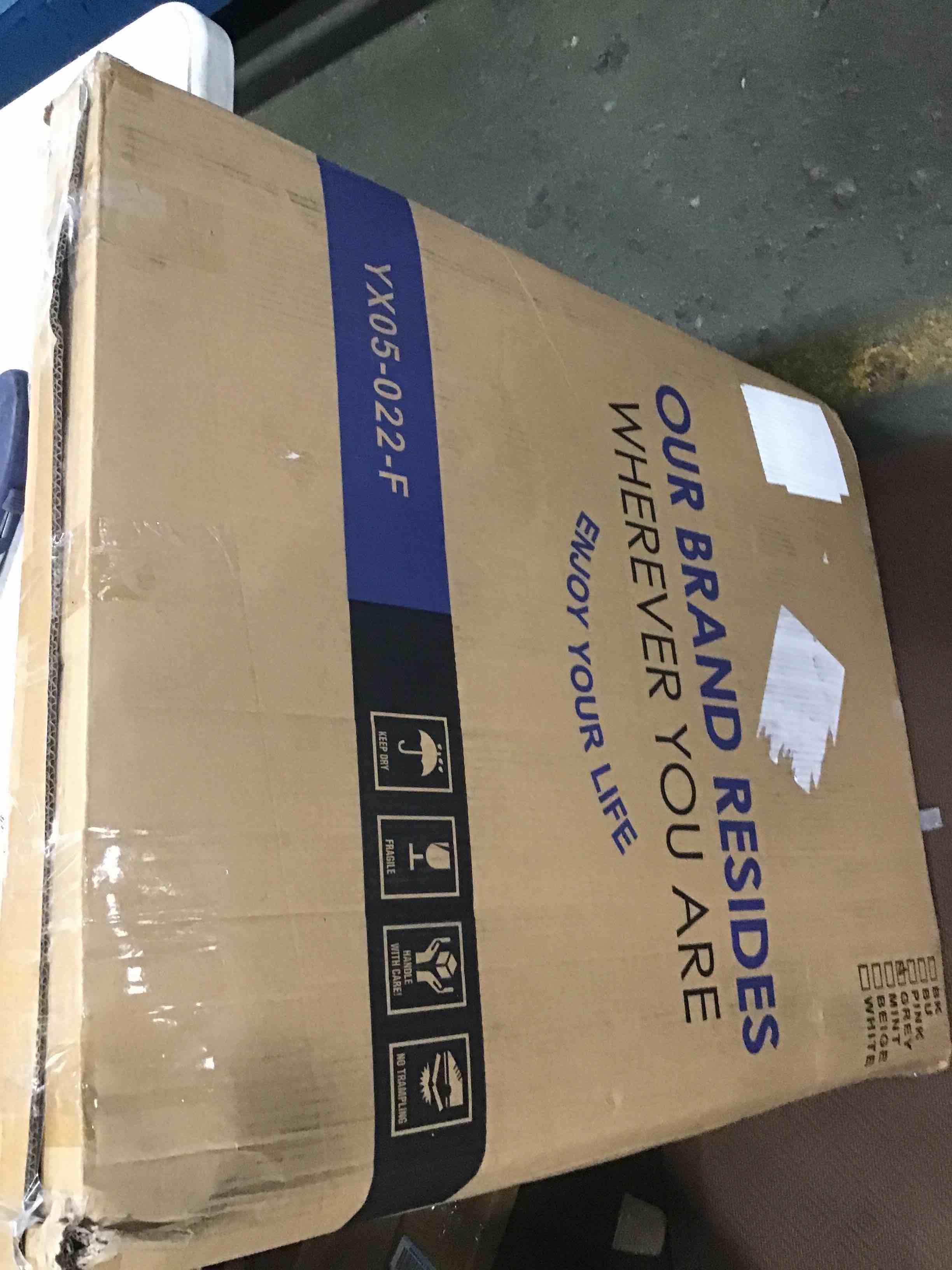 https://s3.amazonaws.com/lotting-images-prod/bidfta/TEA3546924_1750940803586.jpeg