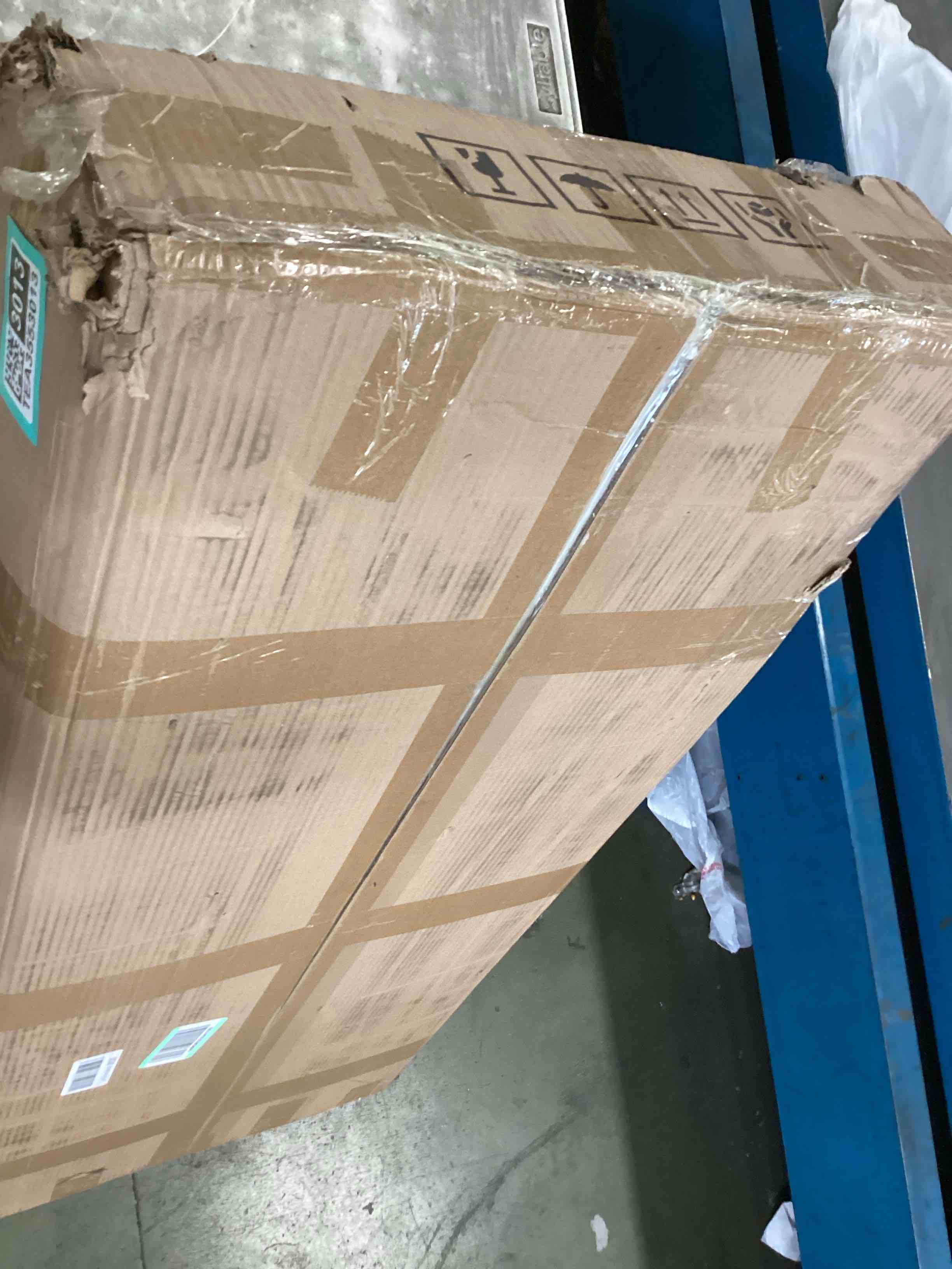 https://s3.amazonaws.com/lotting-images-prod/bidfta/TEA3553013_1749824573835.jpeg