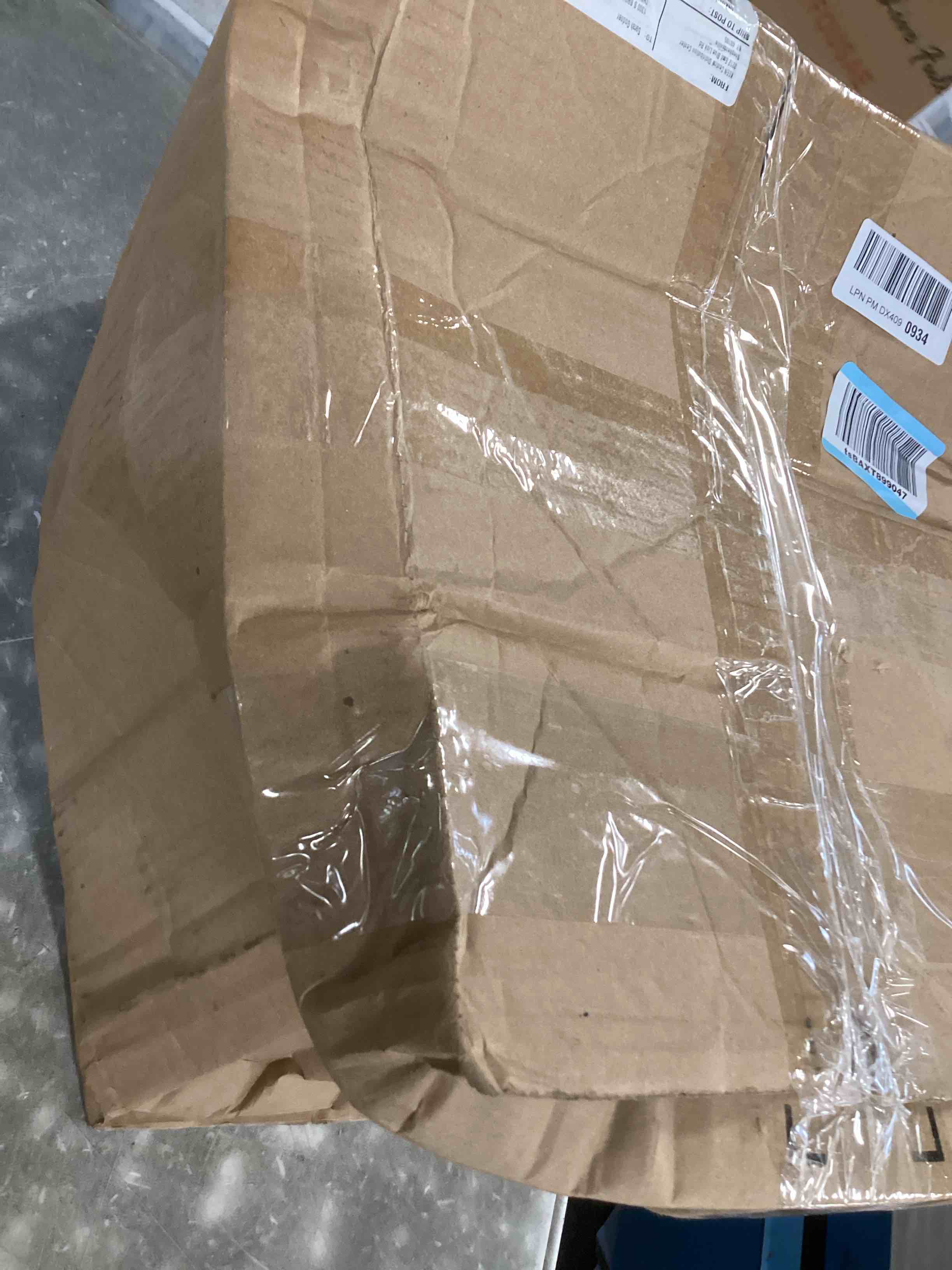 https://s3.amazonaws.com/lotting-images-prod/bidfta/TEA3553083_1749832547999.jpeg