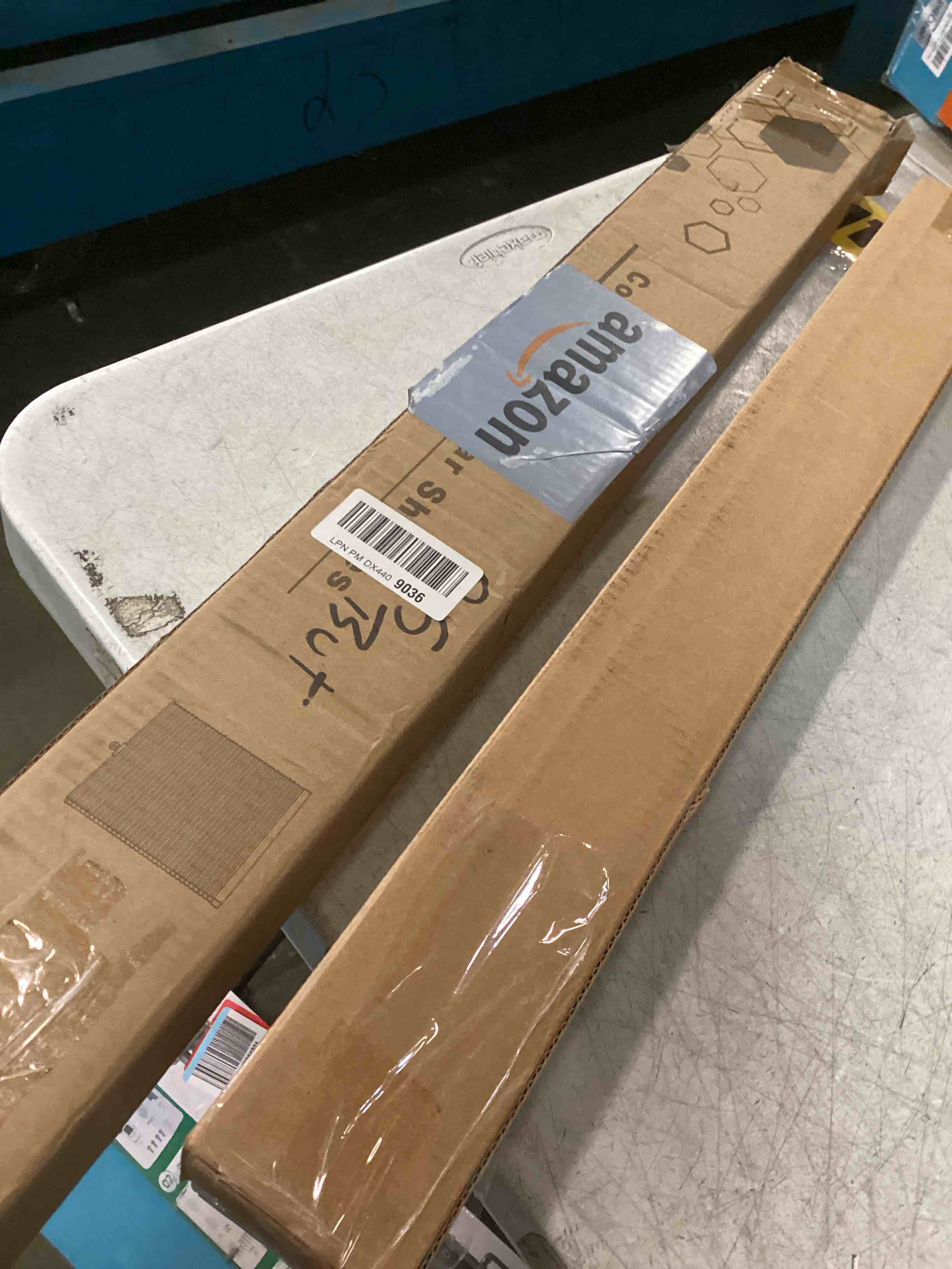 https://s3.amazonaws.com/lotting-images-prod/bidfta/TEA3553634_1750191278000.jpeg