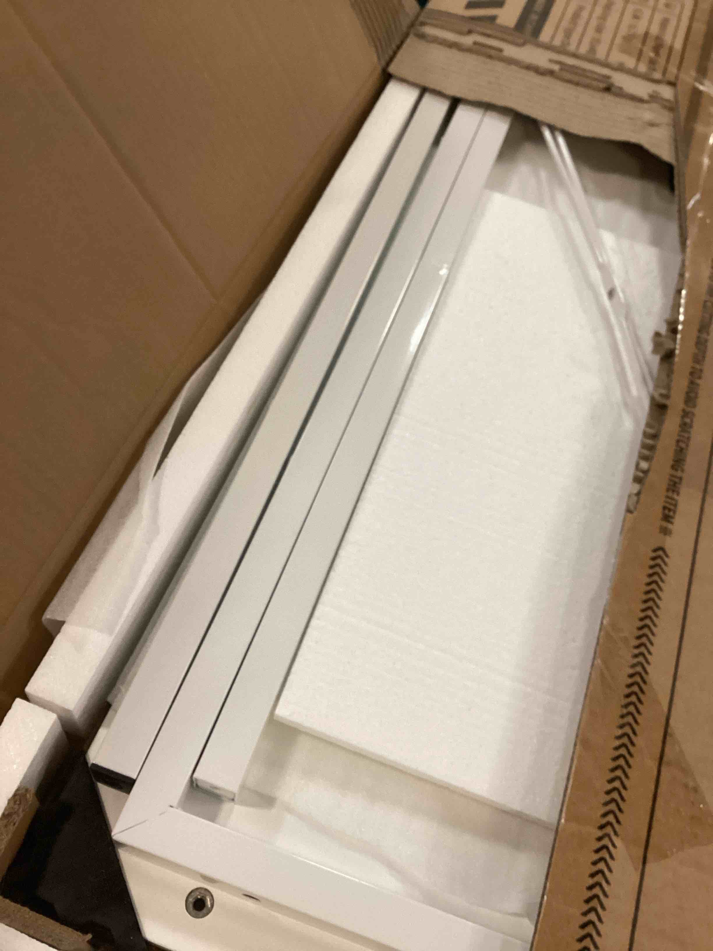 https://s3.amazonaws.com/lotting-images-prod/bidfta/TEA3554179_1750507128956.jpeg