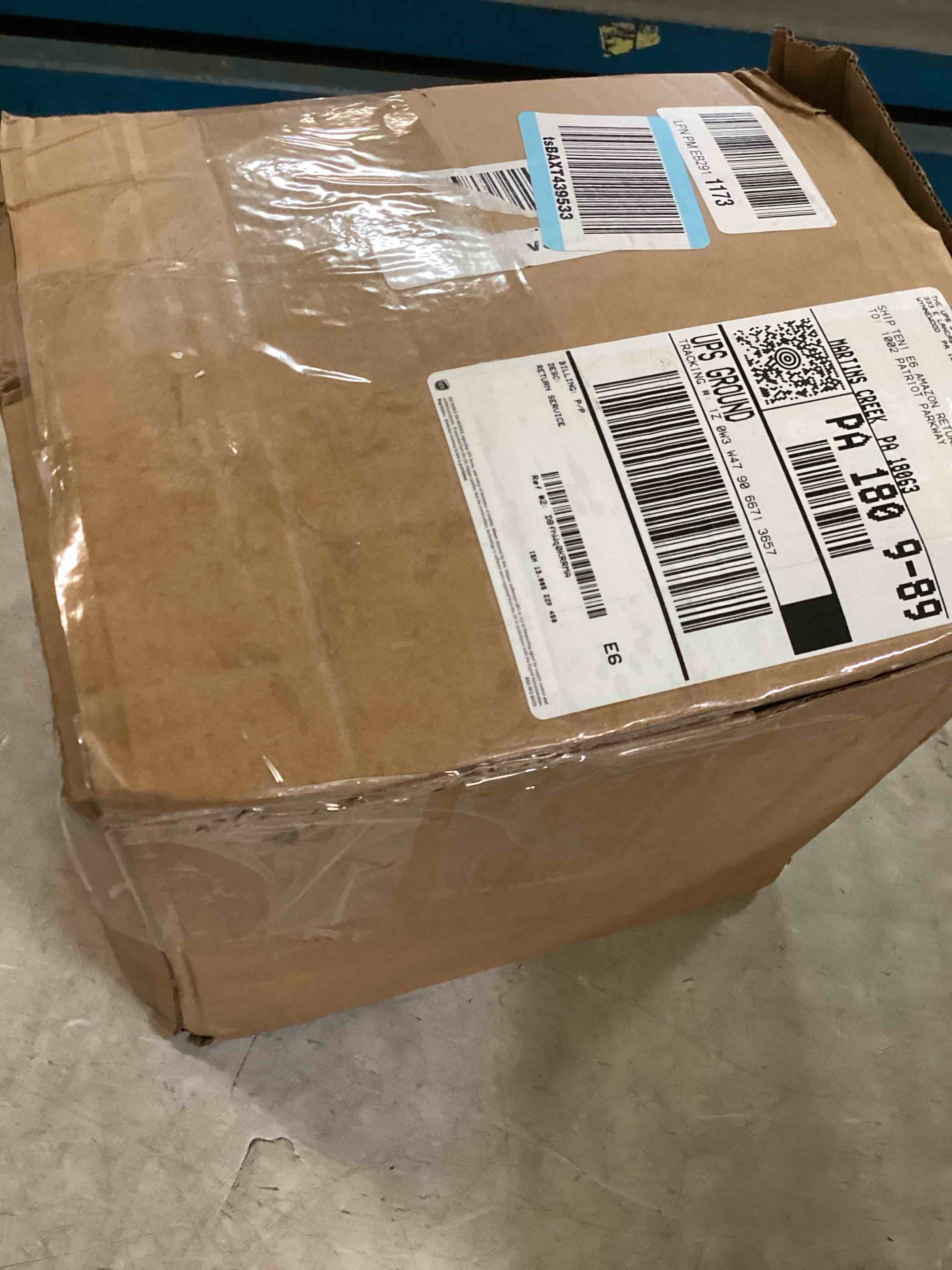 https://s3.amazonaws.com/lotting-images-prod/bidfta/TEA3554327_1750524841693.jpeg