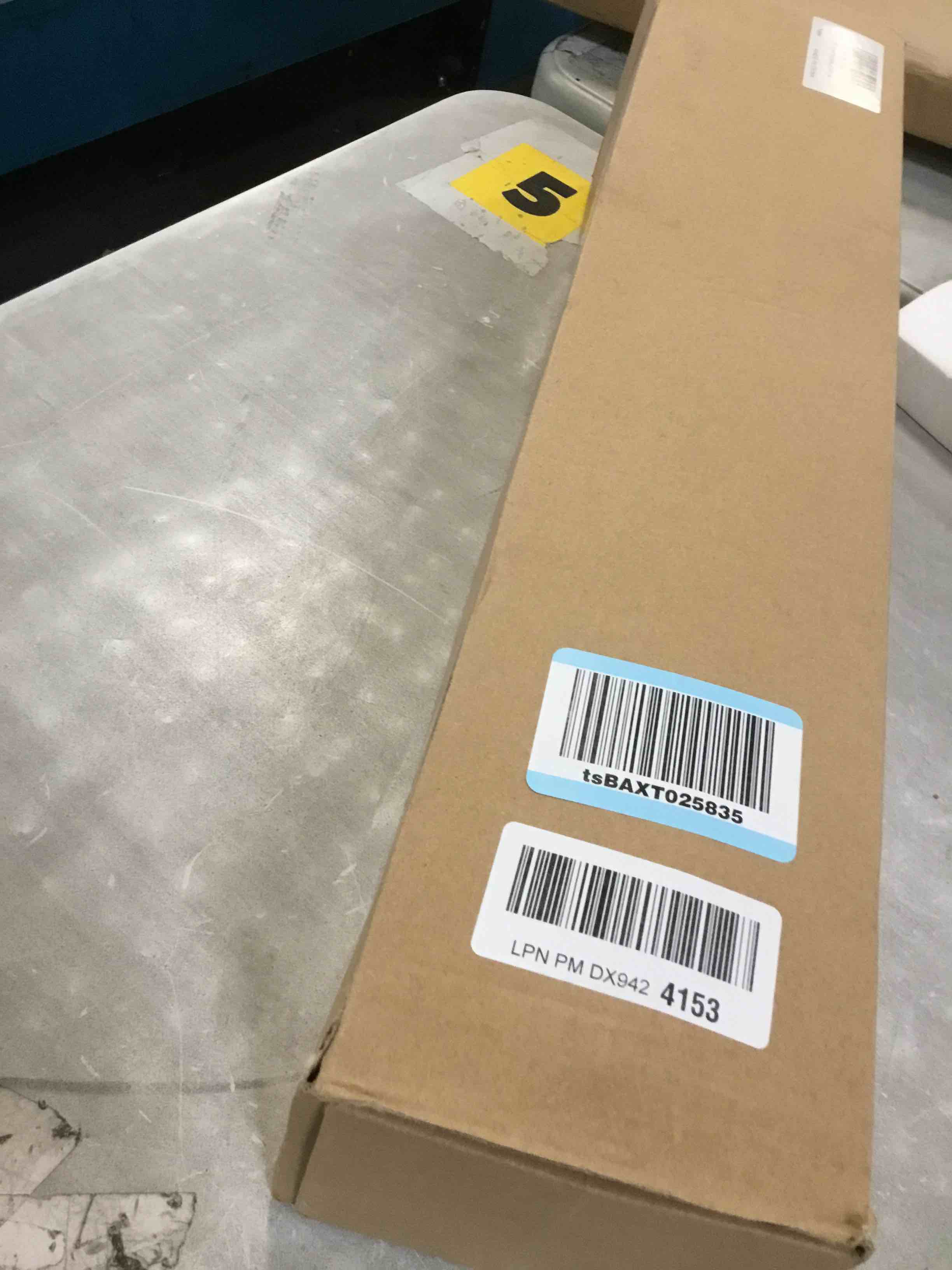 https://s3.amazonaws.com/lotting-images-prod/bidfta/TEA3555443_1751031201363.jpeg