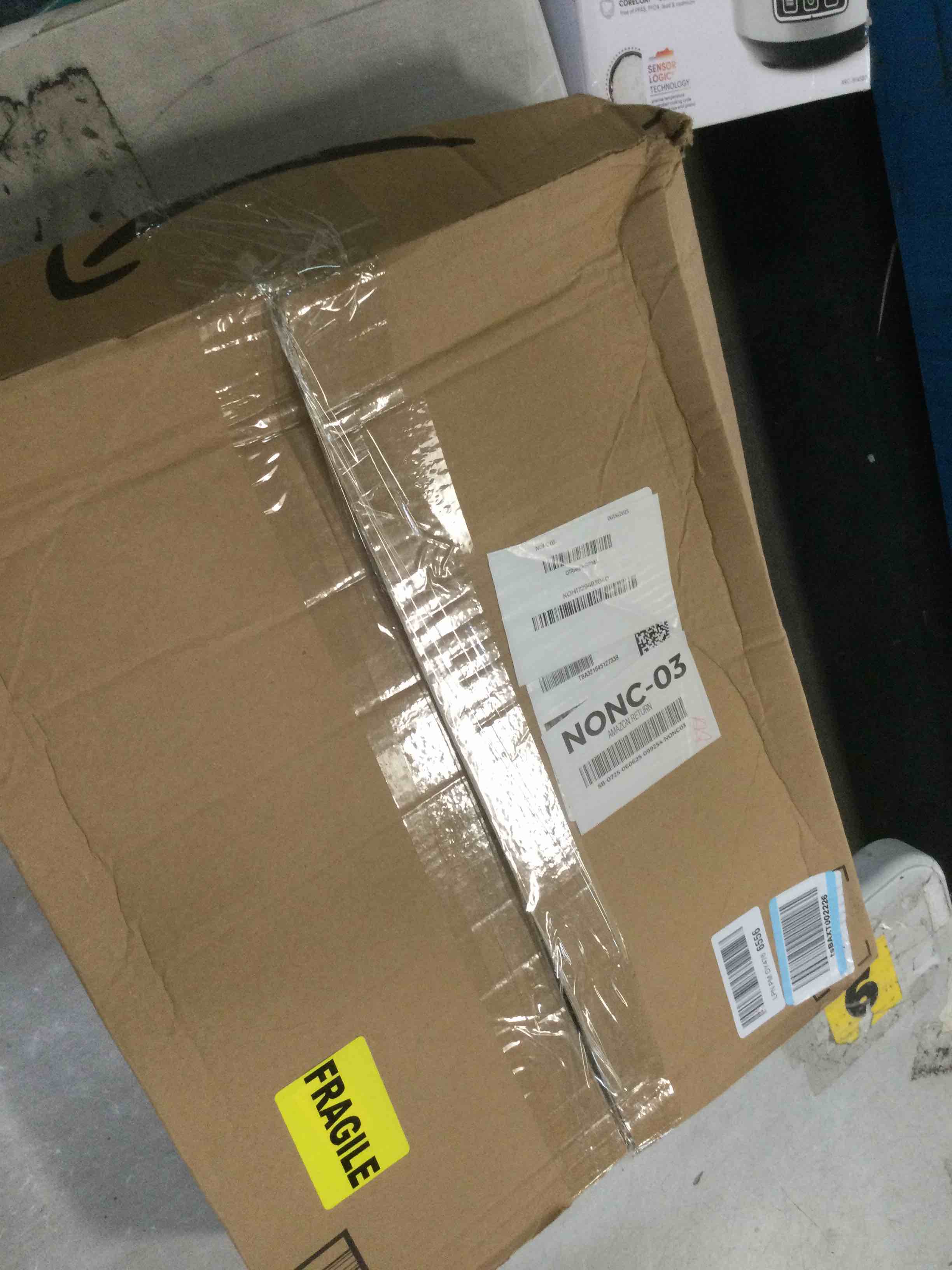 https://s3.amazonaws.com/lotting-images-prod/bidfta/TEA3555592_1751049614915.jpeg