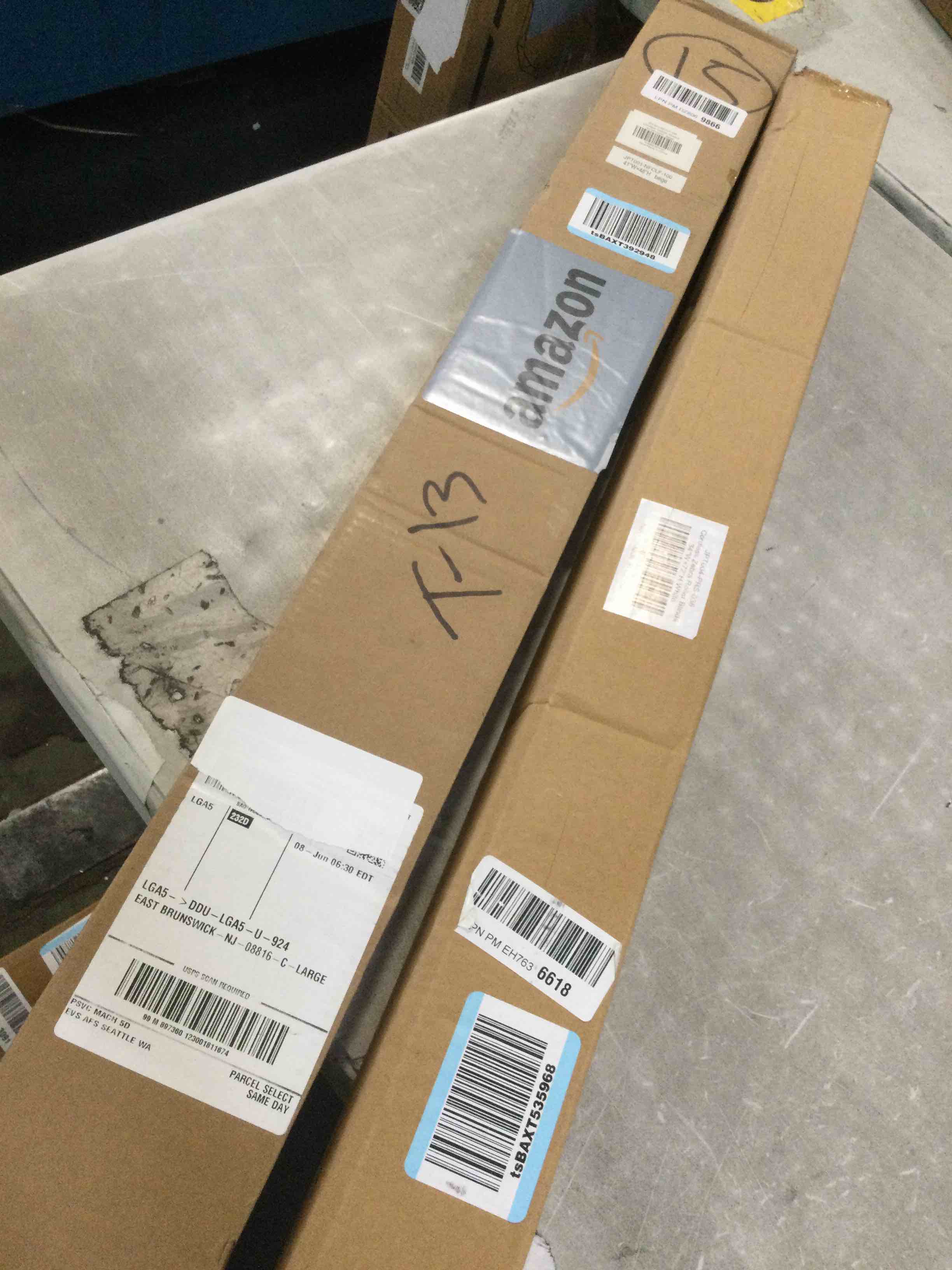 https://s3.amazonaws.com/lotting-images-prod/bidfta/TEA3555609_1751052688980.jpeg