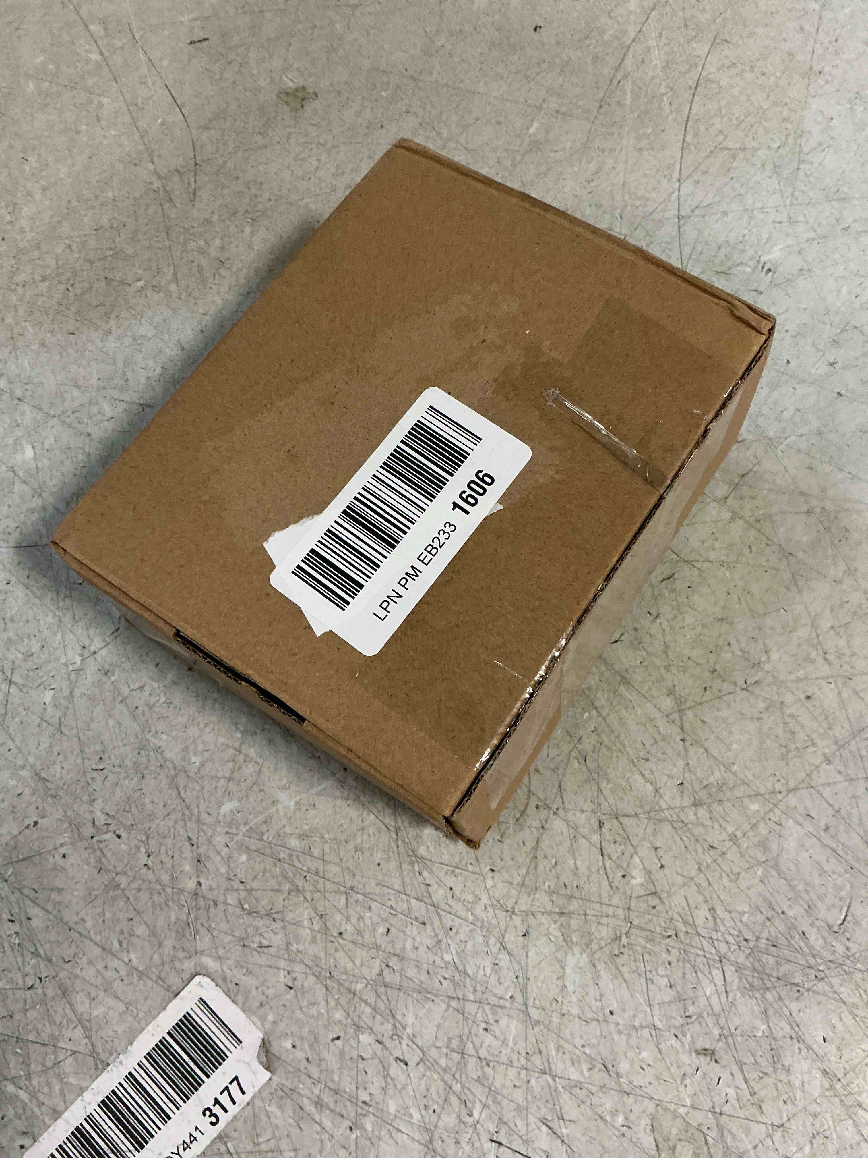https://s3.amazonaws.com/lotting-images-prod/bidfta/TEA3555761_1751299865889.jpeg