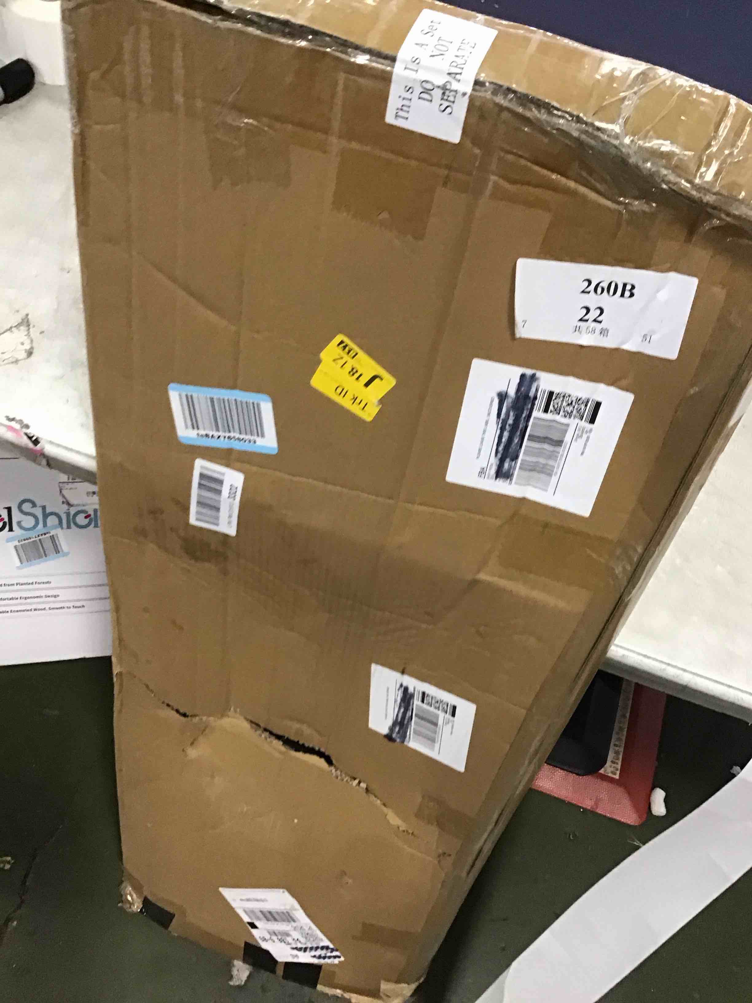 https://s3.amazonaws.com/lotting-images-prod/bidfta/TEA3556568_1749822575115.jpeg