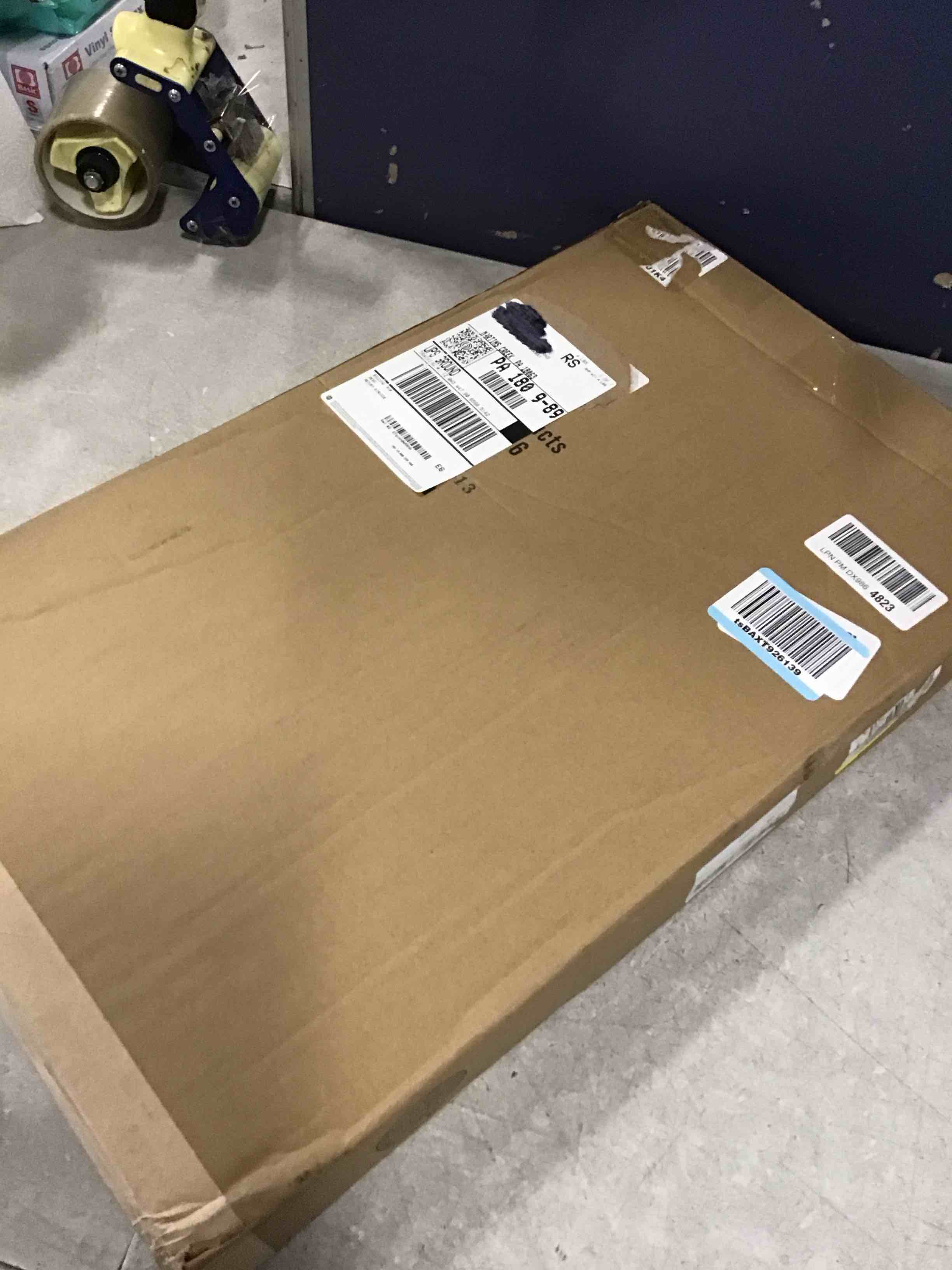 https://s3.amazonaws.com/lotting-images-prod/bidfta/TEA3556992_1750356677500.jpeg