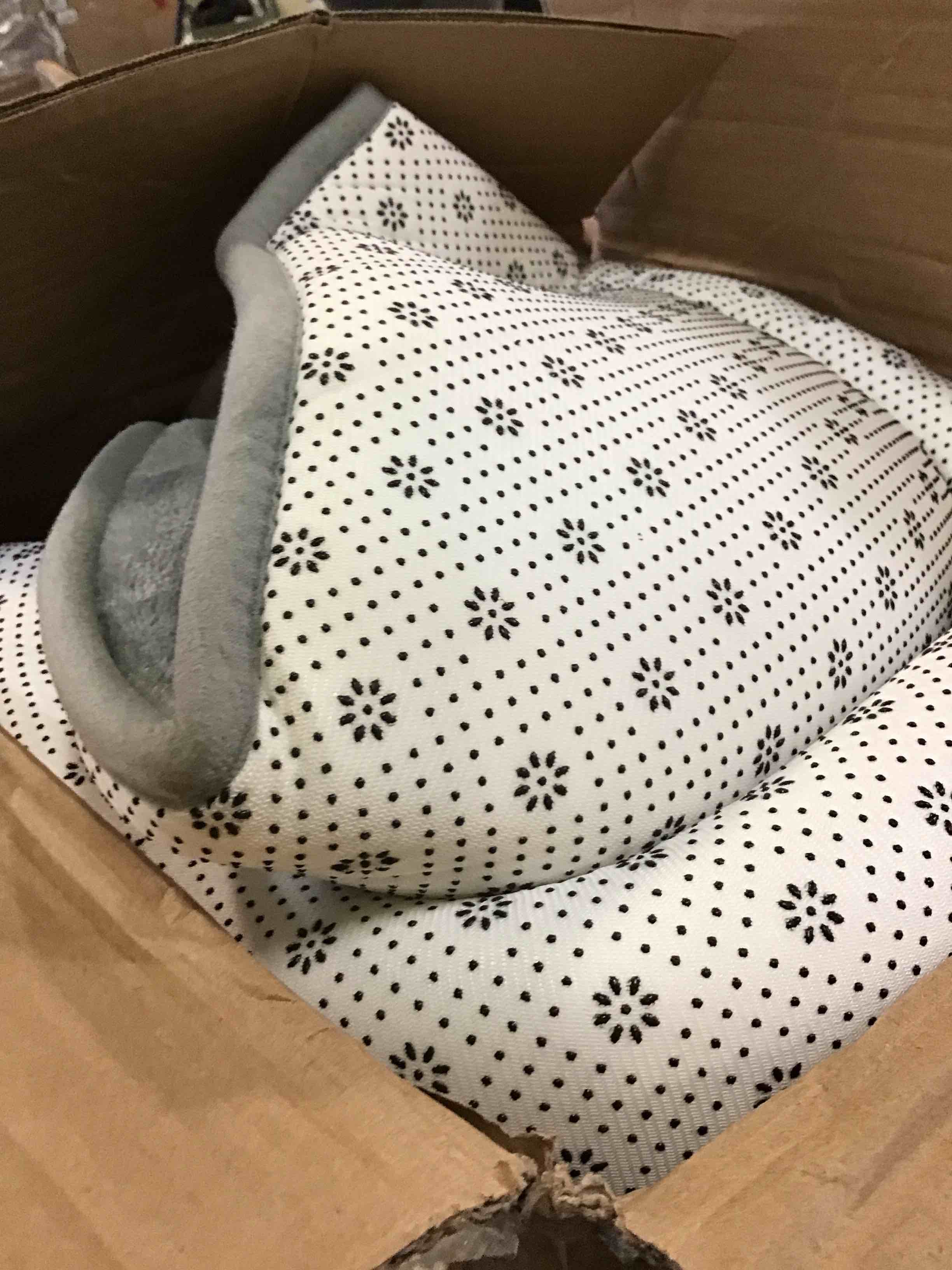 https://s3.amazonaws.com/lotting-images-prod/bidfta/TEA3557458_1750523056584.jpeg