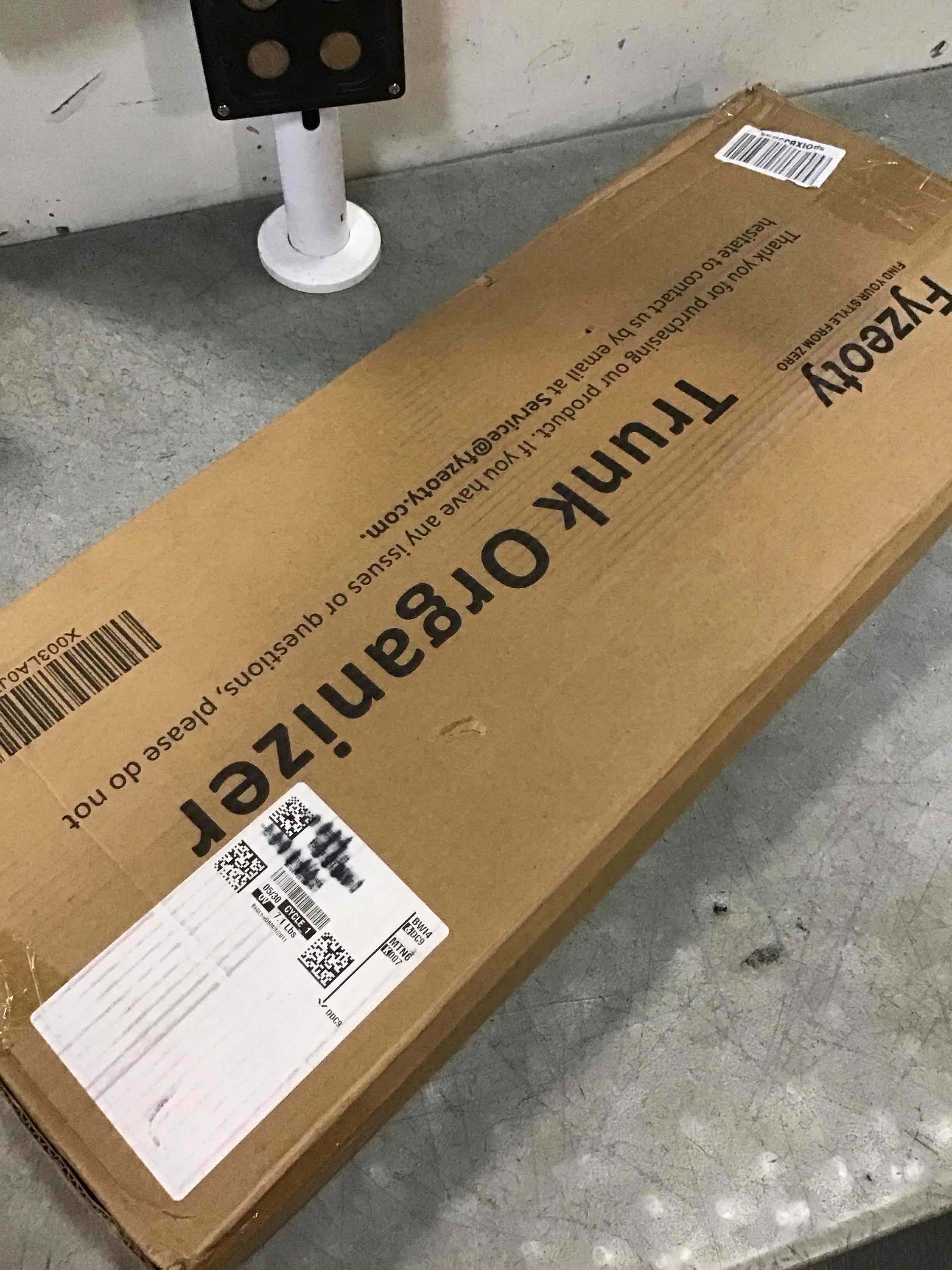 https://s3.amazonaws.com/lotting-images-prod/bidfta/TEA3557509_1750530118219.jpeg