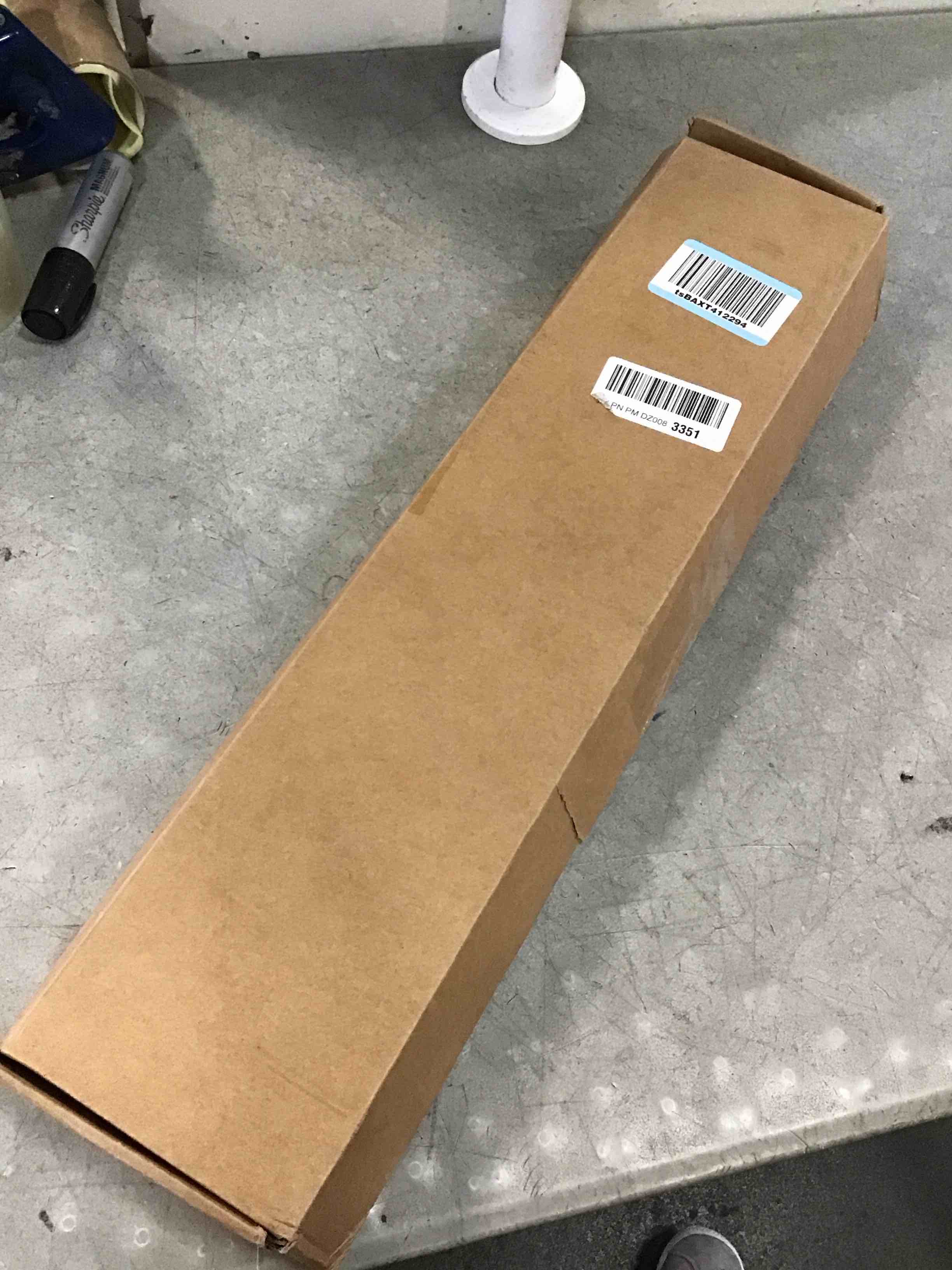 https://s3.amazonaws.com/lotting-images-prod/bidfta/TEA3557515_1750530966770.jpeg