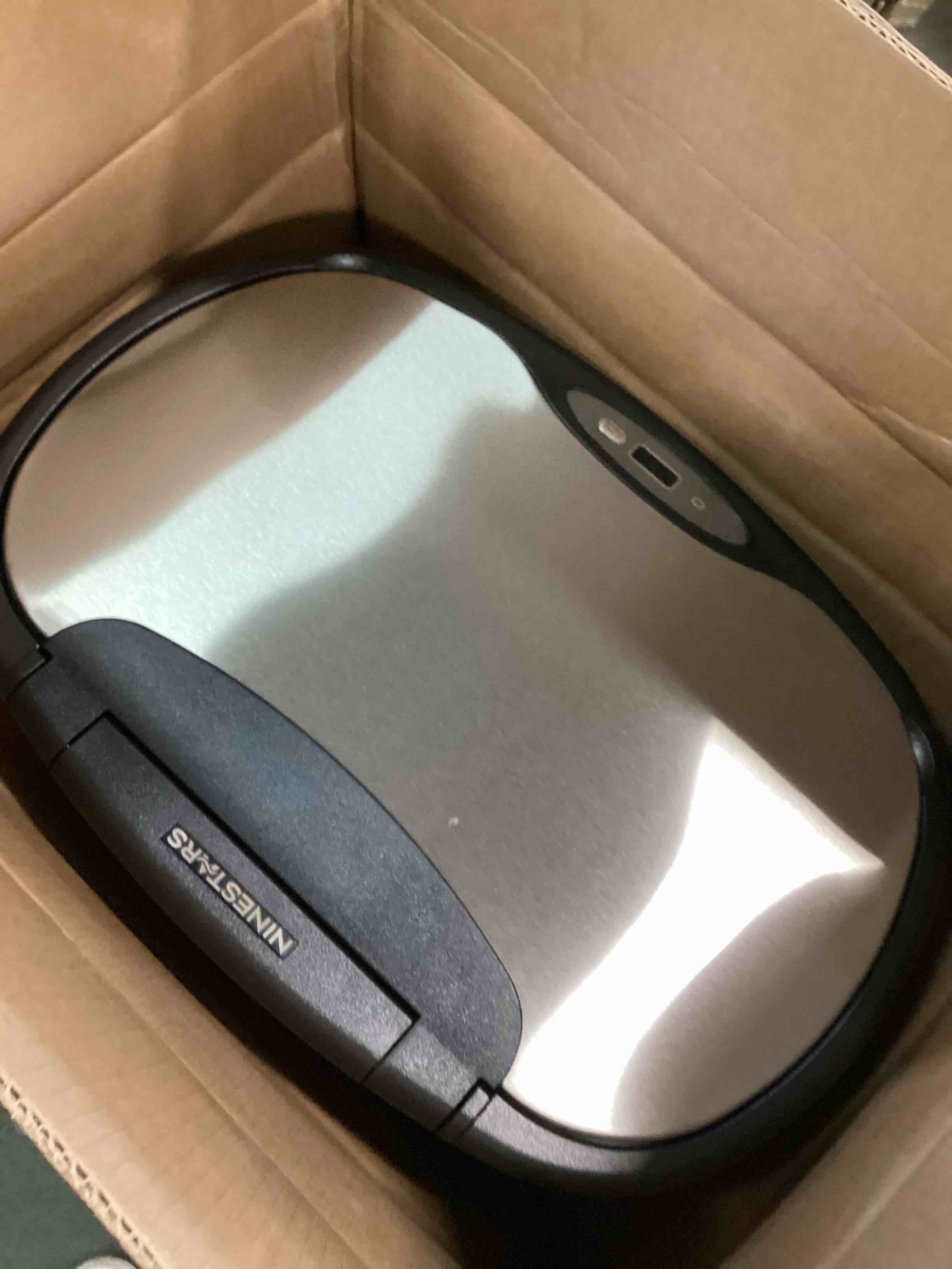 https://s3.amazonaws.com/lotting-images-prod/bidfta/TEA3558216_1750941582635.jpeg