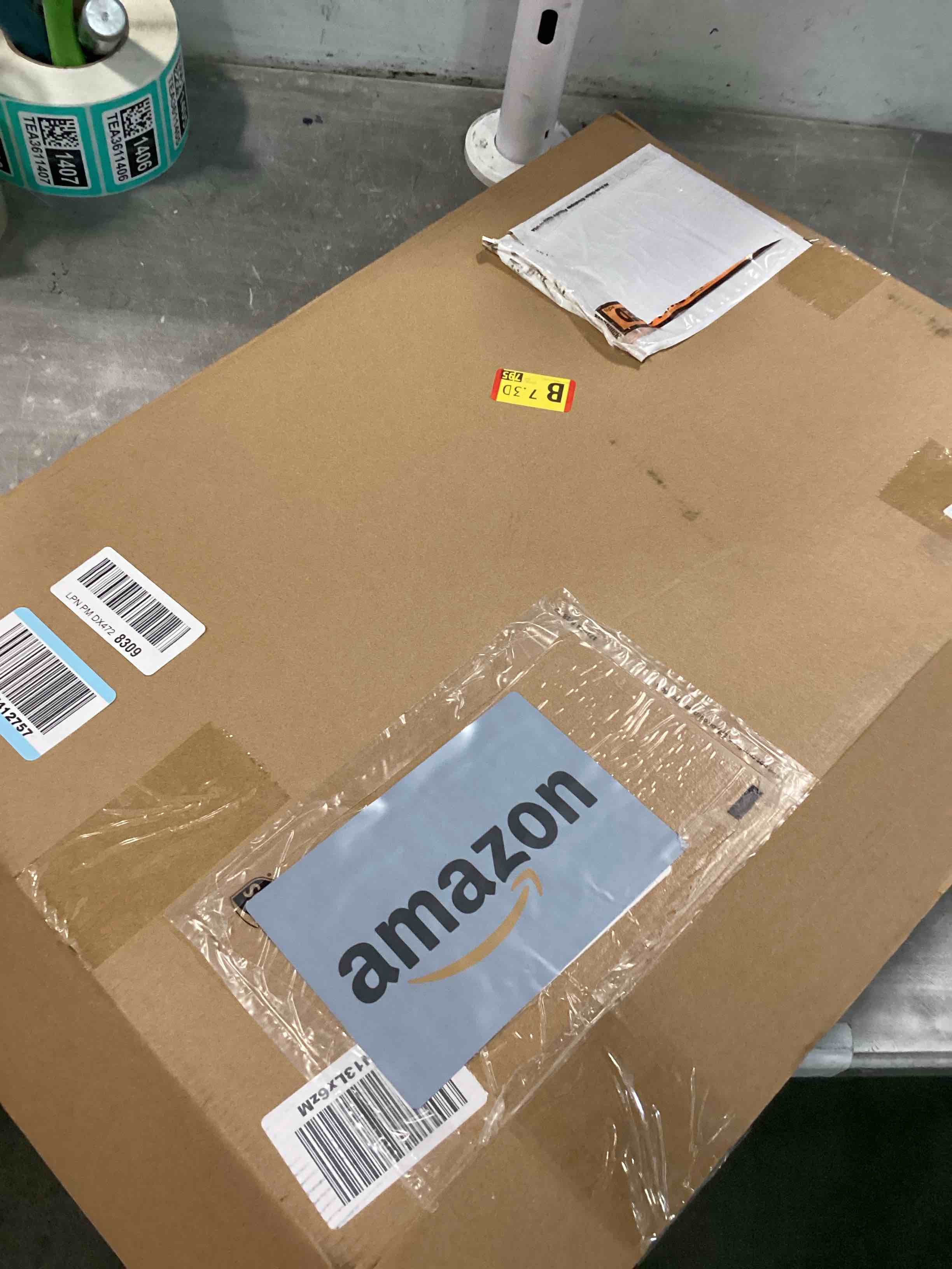 https://s3.amazonaws.com/lotting-images-prod/bidfta/TEA3558438_1751027026774.jpeg
