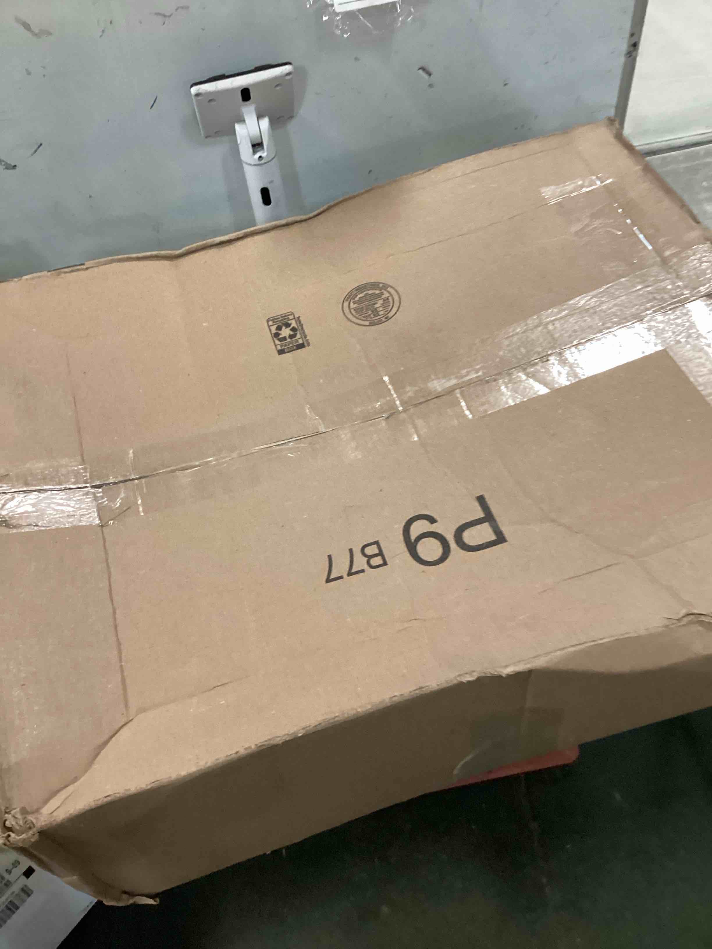 https://s3.amazonaws.com/lotting-images-prod/bidfta/TEA3558465_1751028997903.jpeg