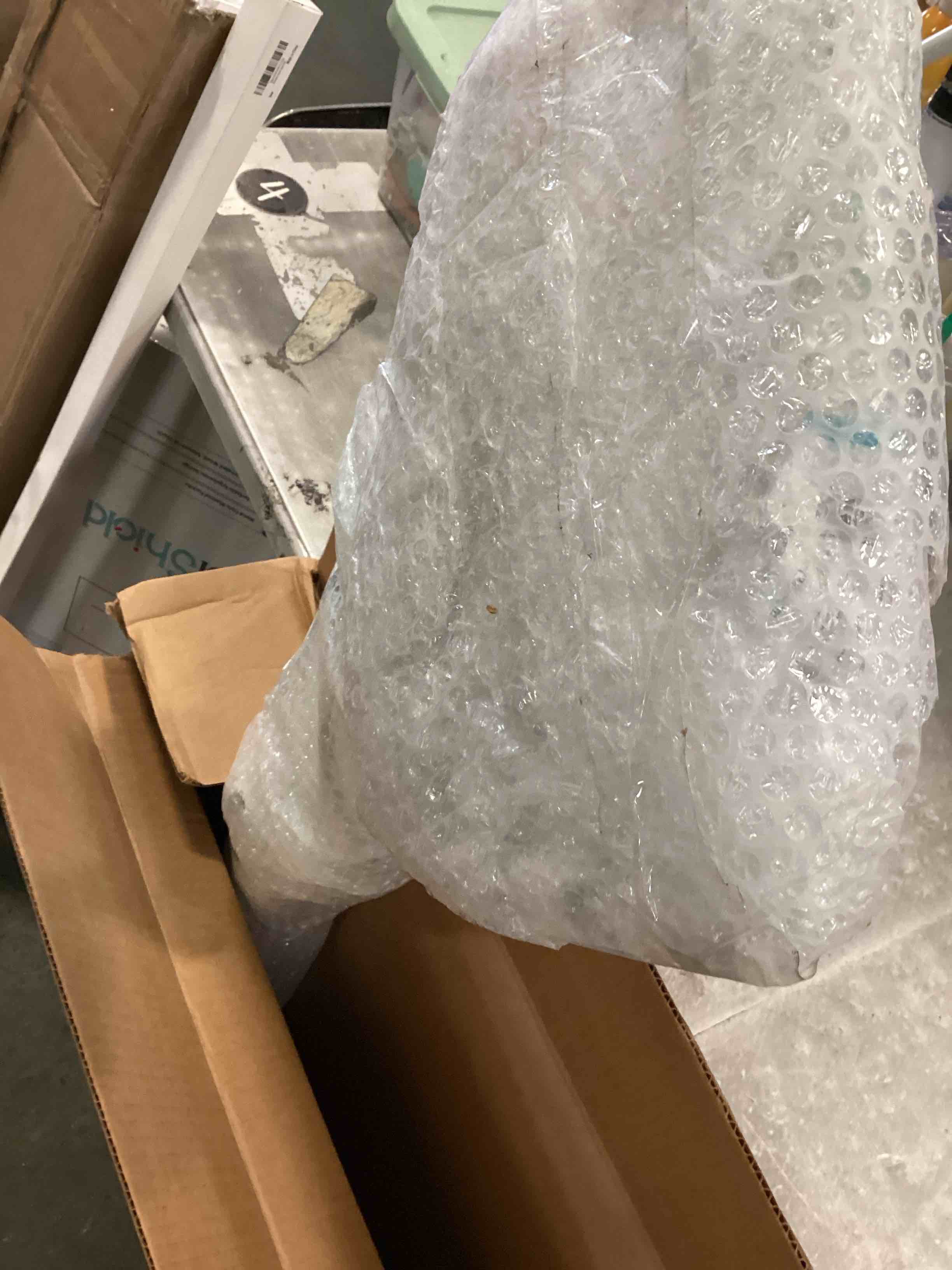 https://s3.amazonaws.com/lotting-images-prod/bidfta/TEA3558479_1751030321204.jpeg