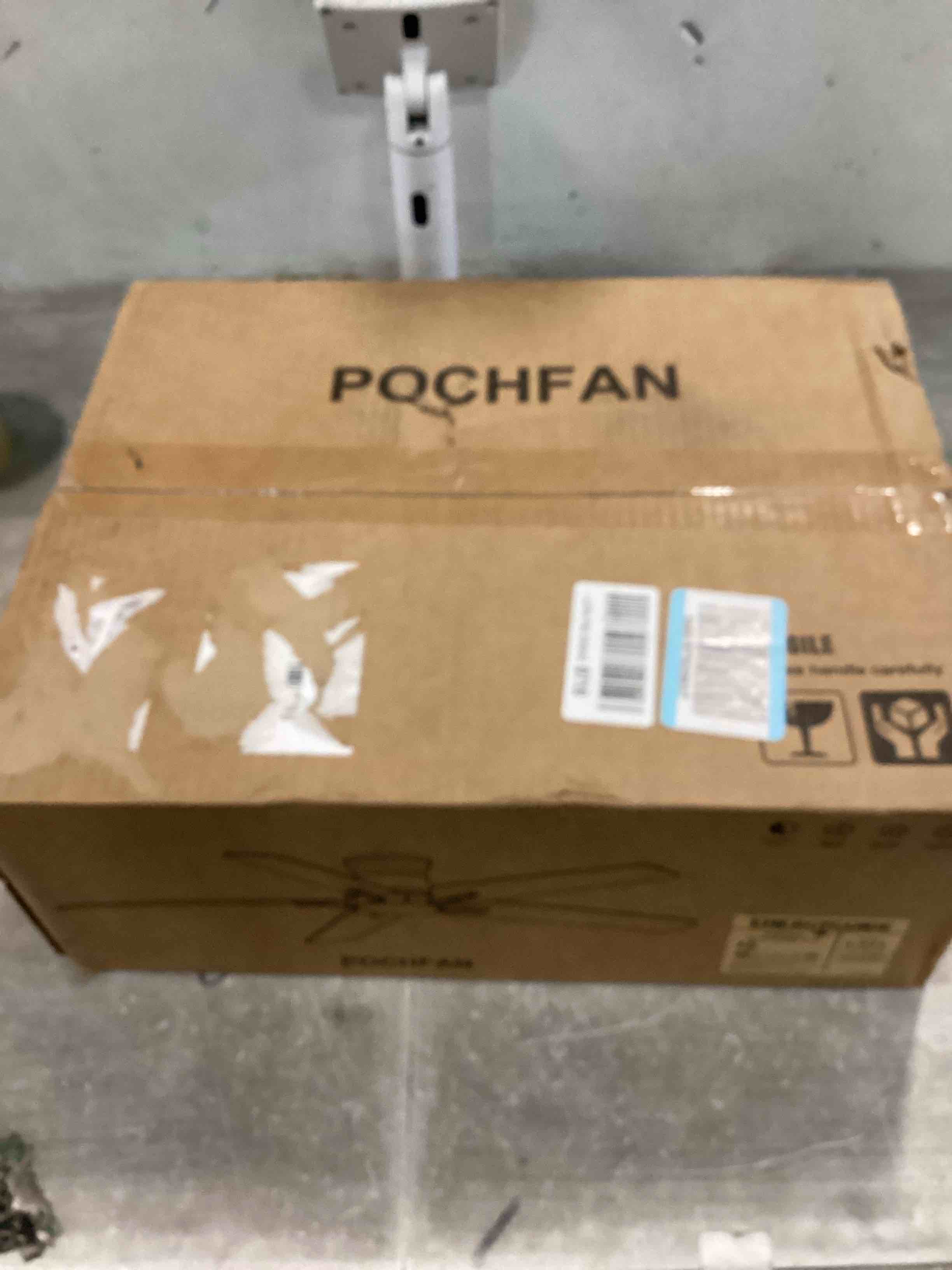 https://s3.amazonaws.com/lotting-images-prod/bidfta/TEA3558554_1751038265811.jpeg