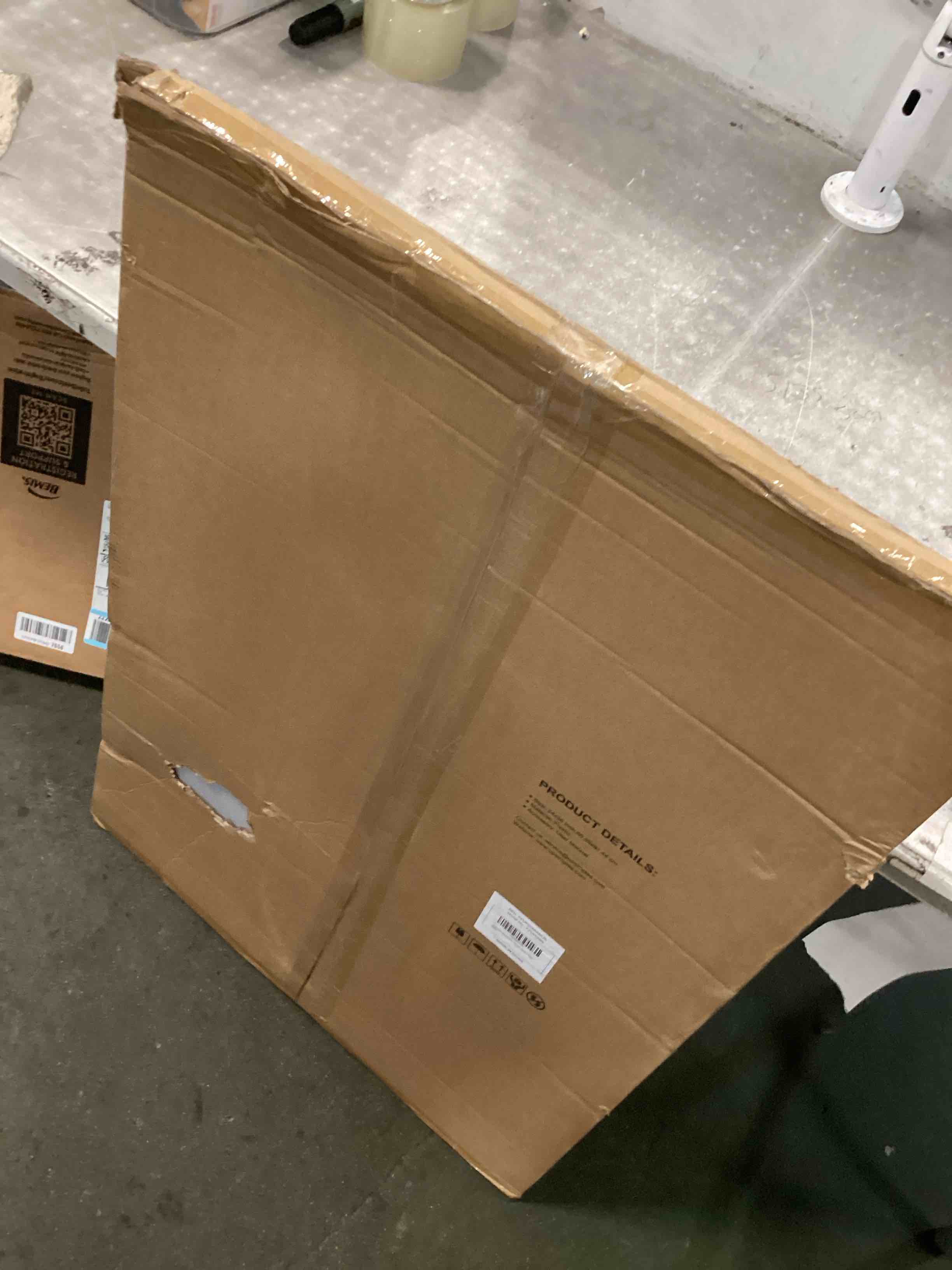 https://s3.amazonaws.com/lotting-images-prod/bidfta/TEA3558704_1751287629208.jpeg
